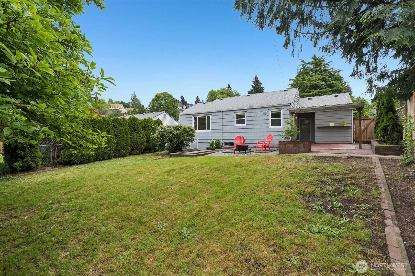 517 Bronson Way NE, Renton, WA 98056