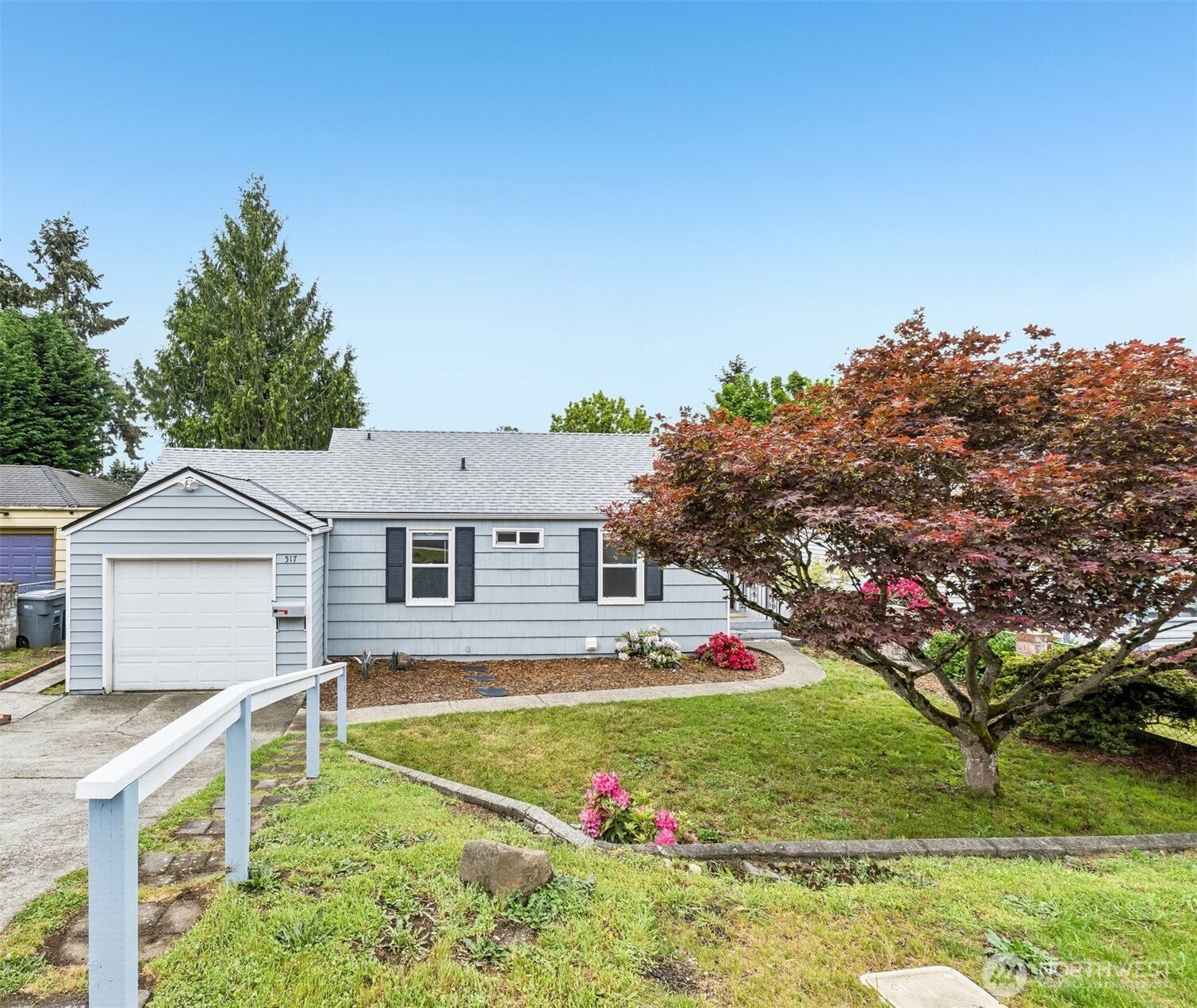 517 Bronson Way NE, Renton, WA 98056