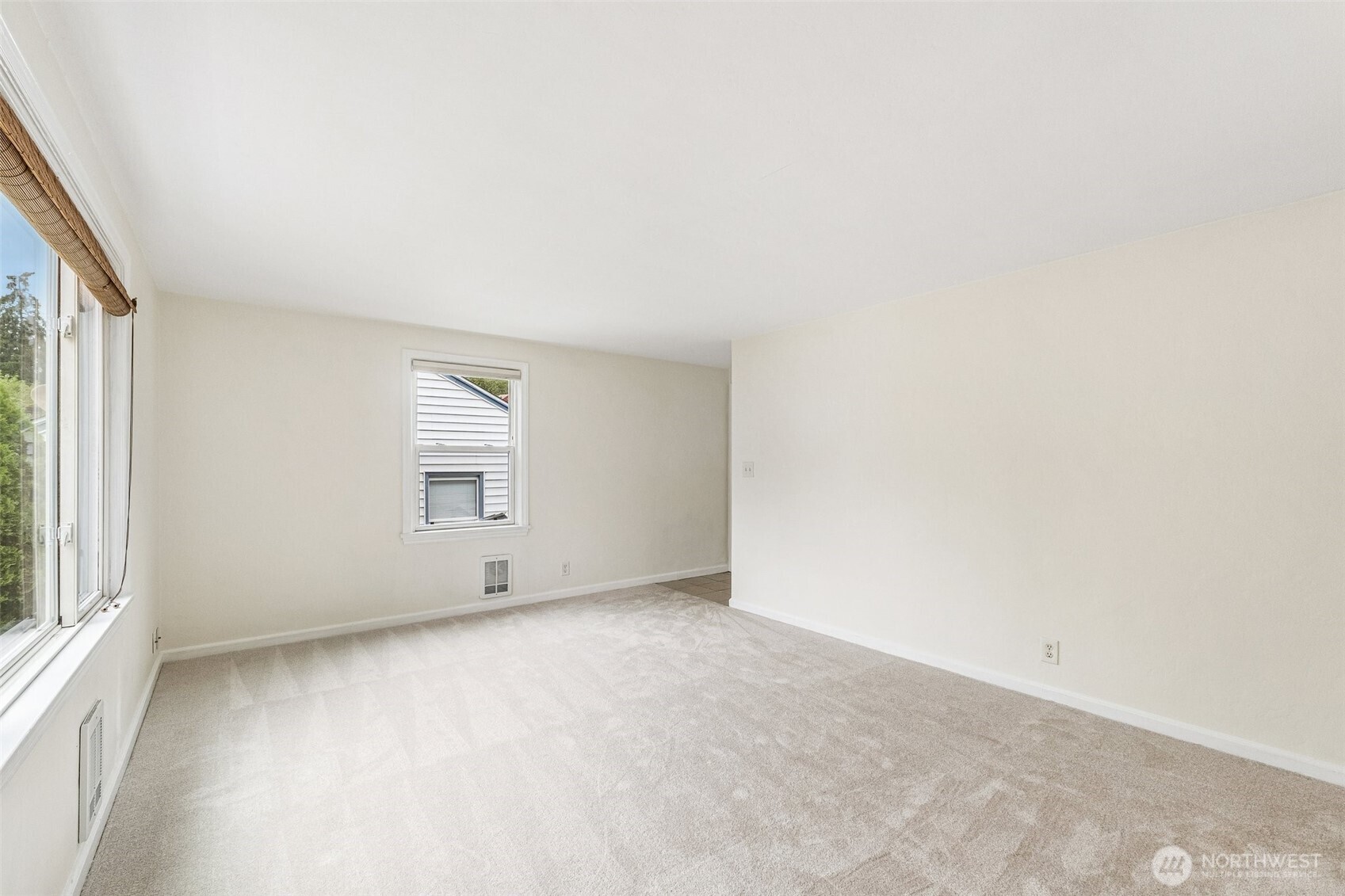 517 Bronson Way NE, Renton, WA 98056