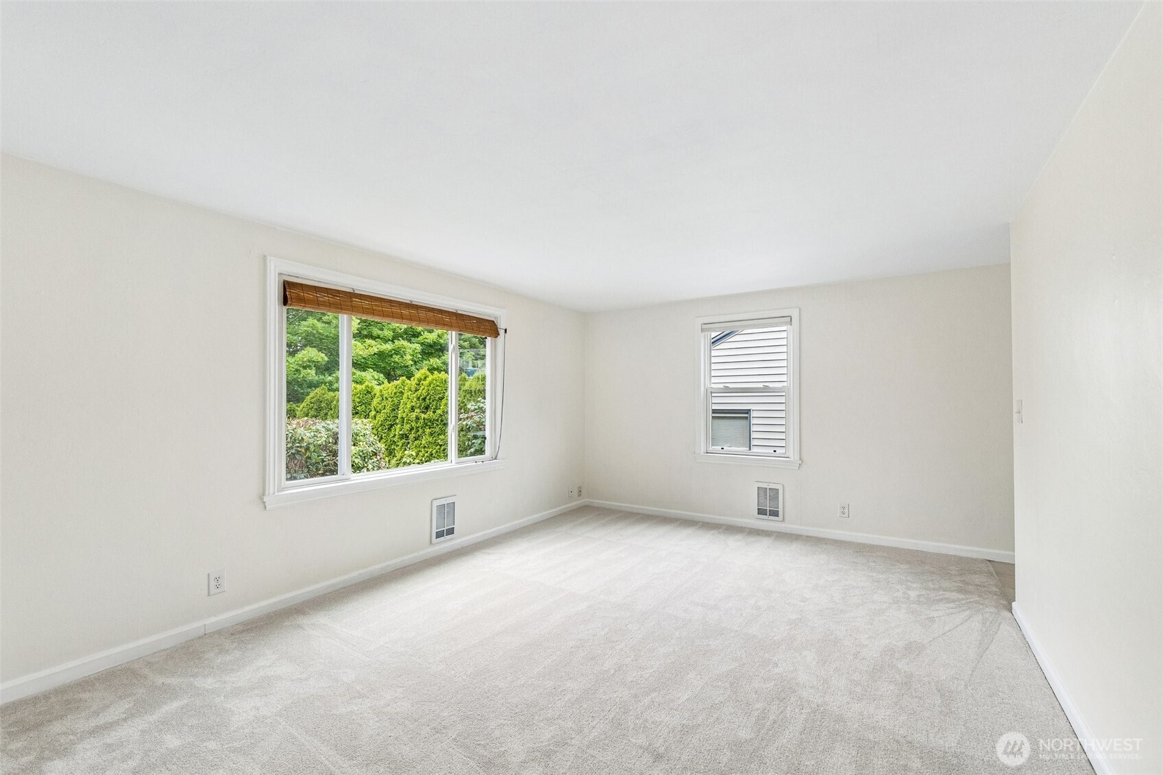 517 Bronson Way NE, Renton, WA 98056