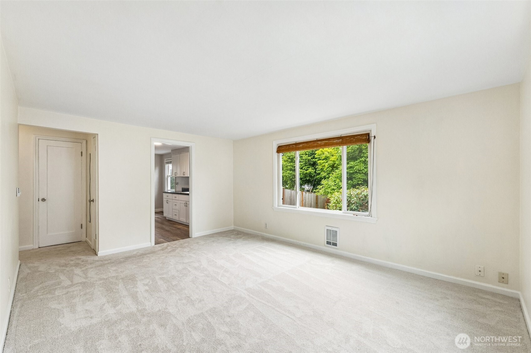 517 Bronson Way NE, Renton, WA 98056