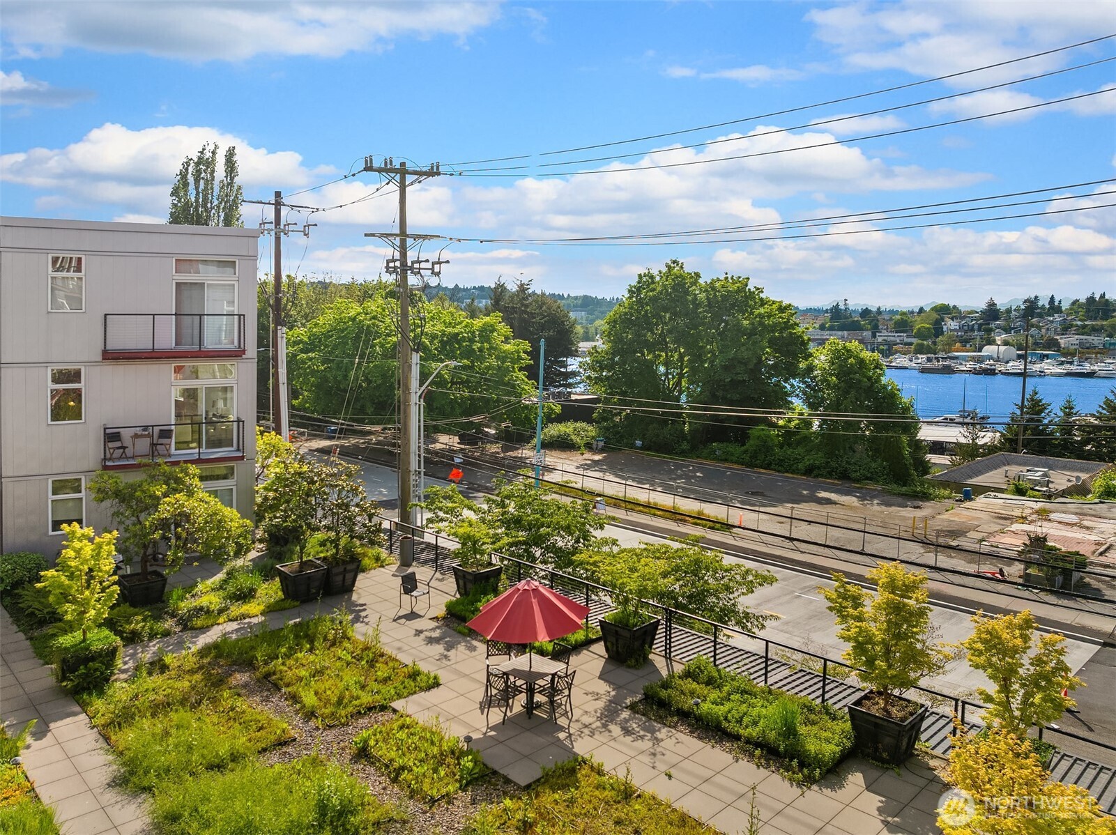 2960 Eastlake Avenue E #213, Seattle, WA 98102