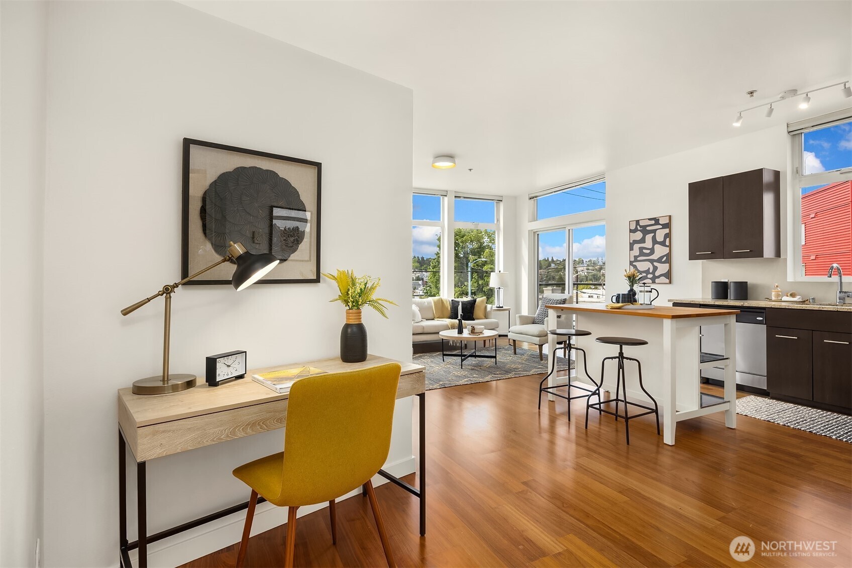 2960 Eastlake Avenue E #213, Seattle, WA 98102