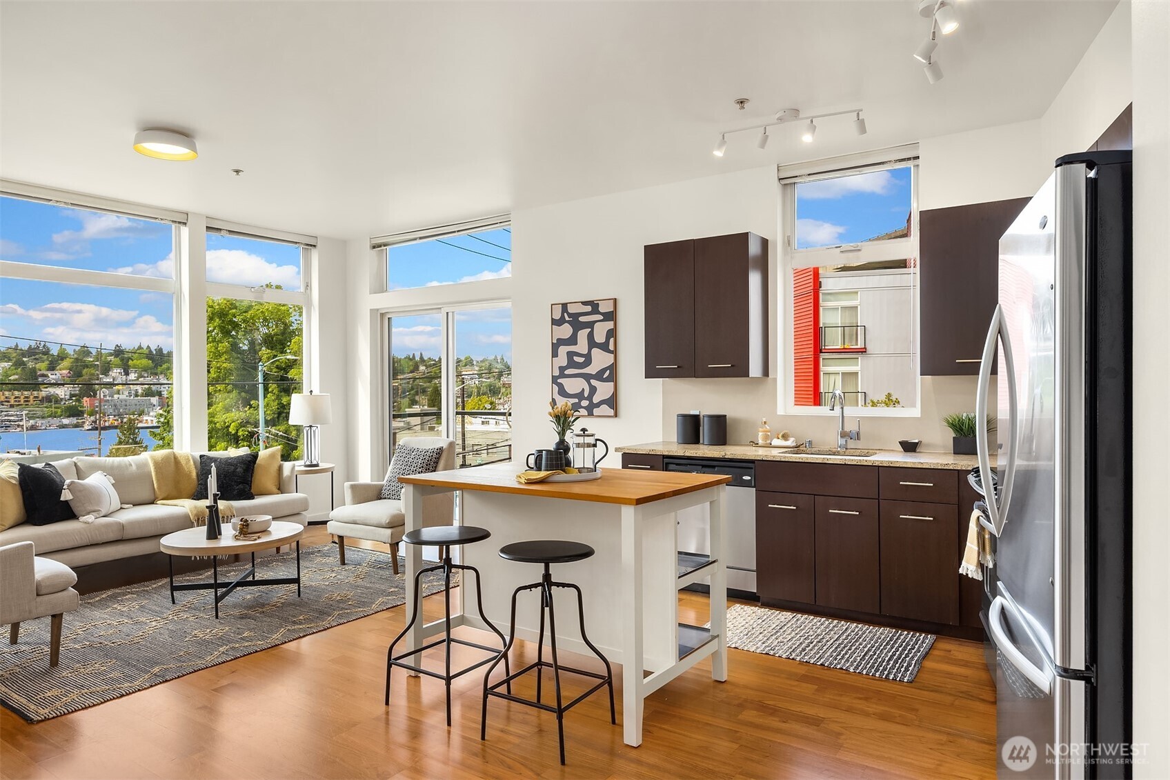 2960 Eastlake Avenue E #213, Seattle, WA 98102