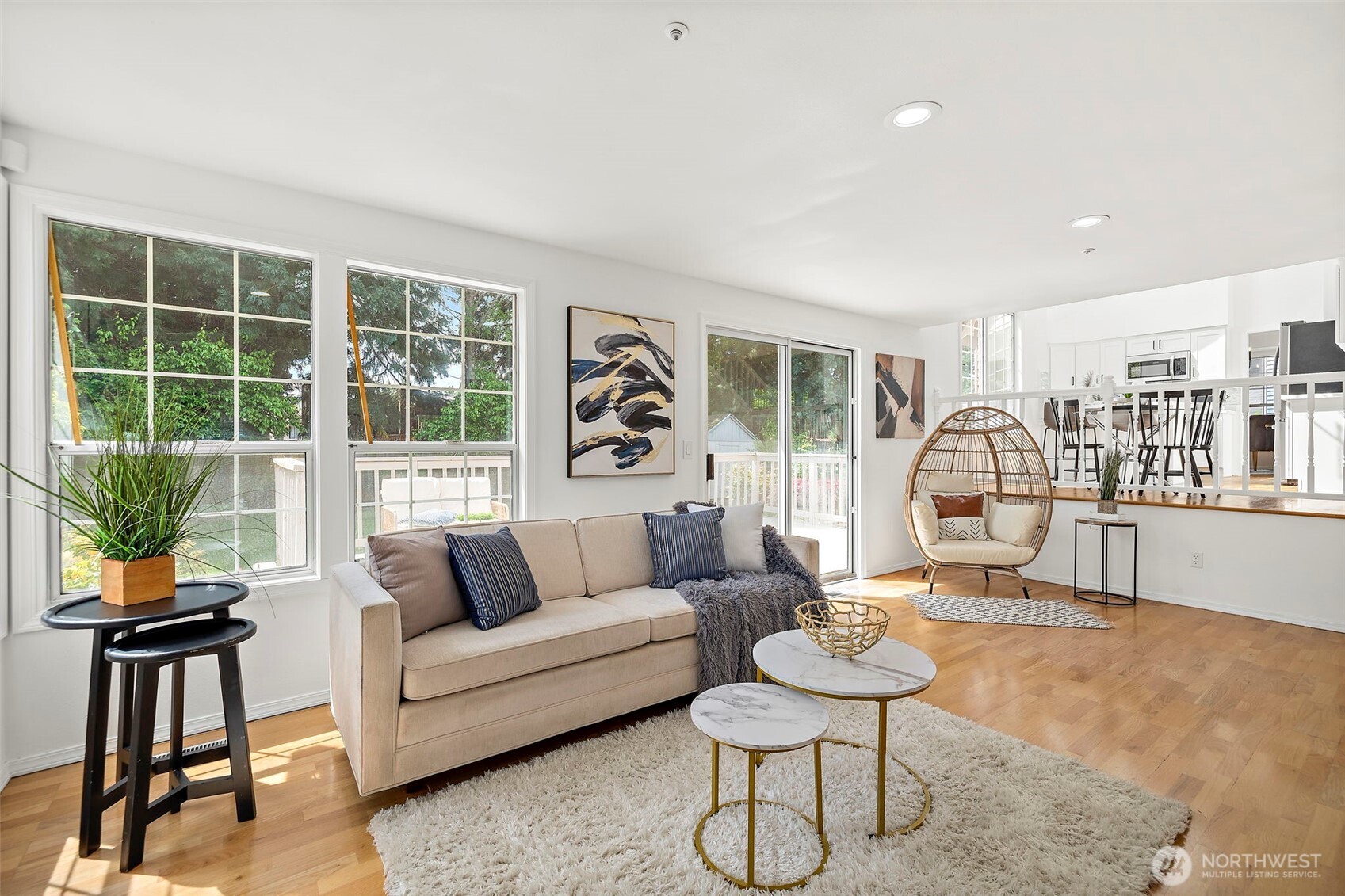 9219 S 237th Place , Kent, WA 98031