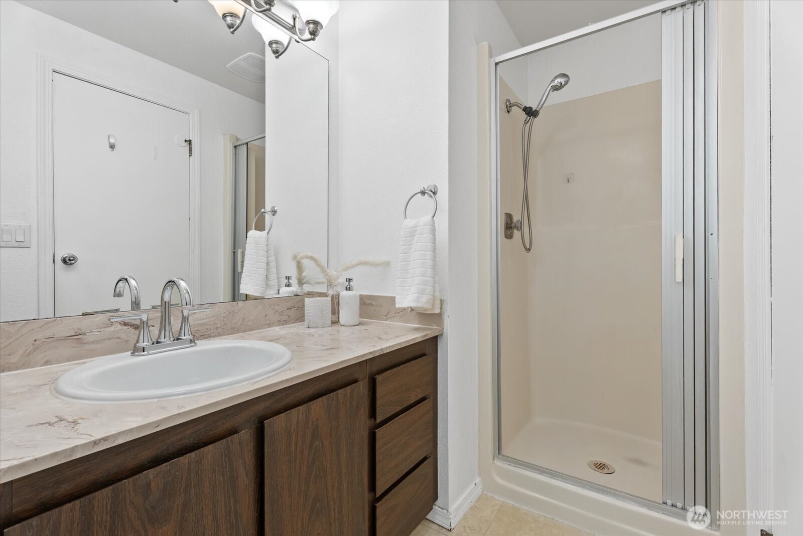 4521 S 263rd Street , Kent, WA 98032