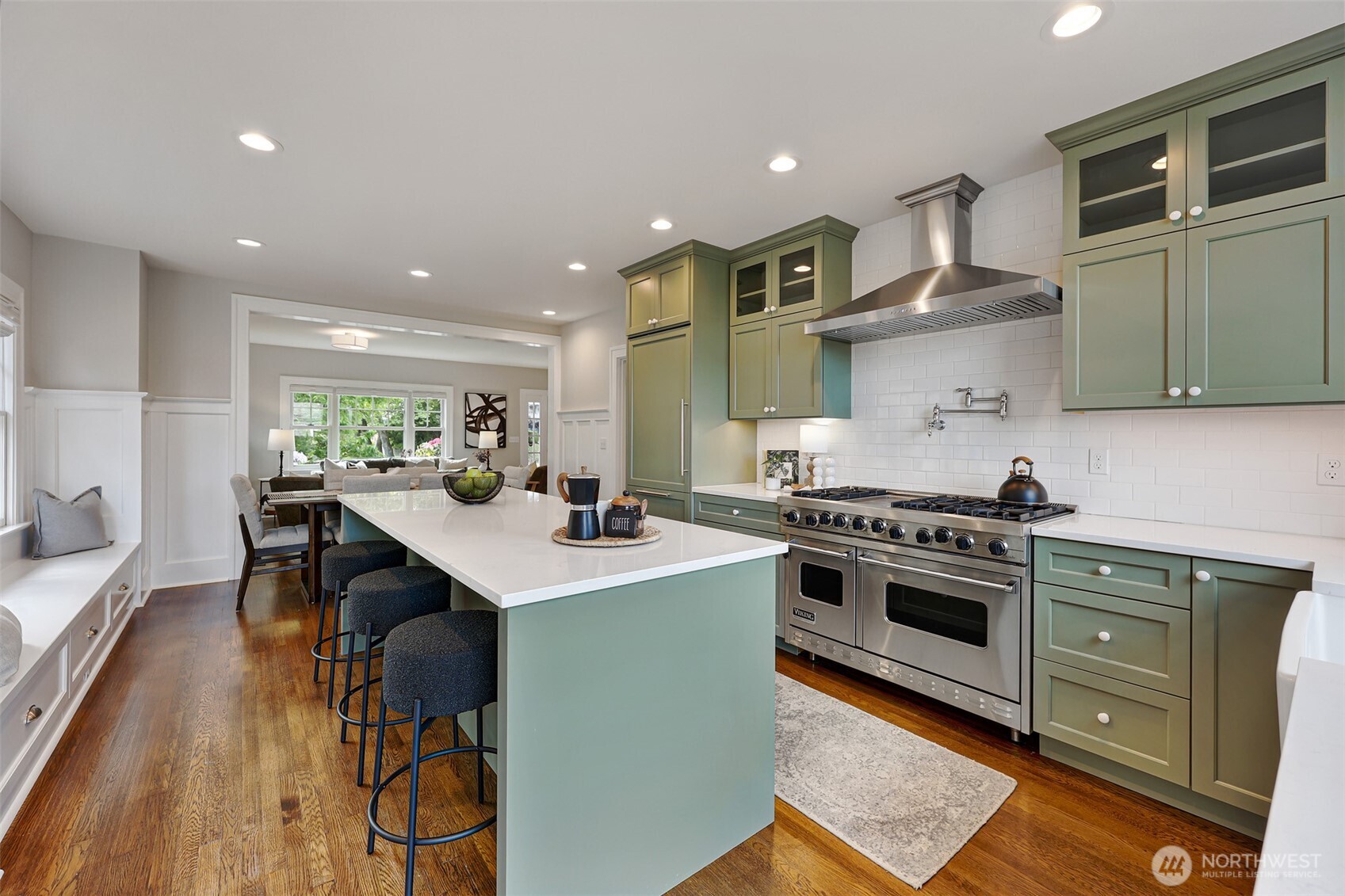 2024 31st Avenue S, Seattle, WA 98144