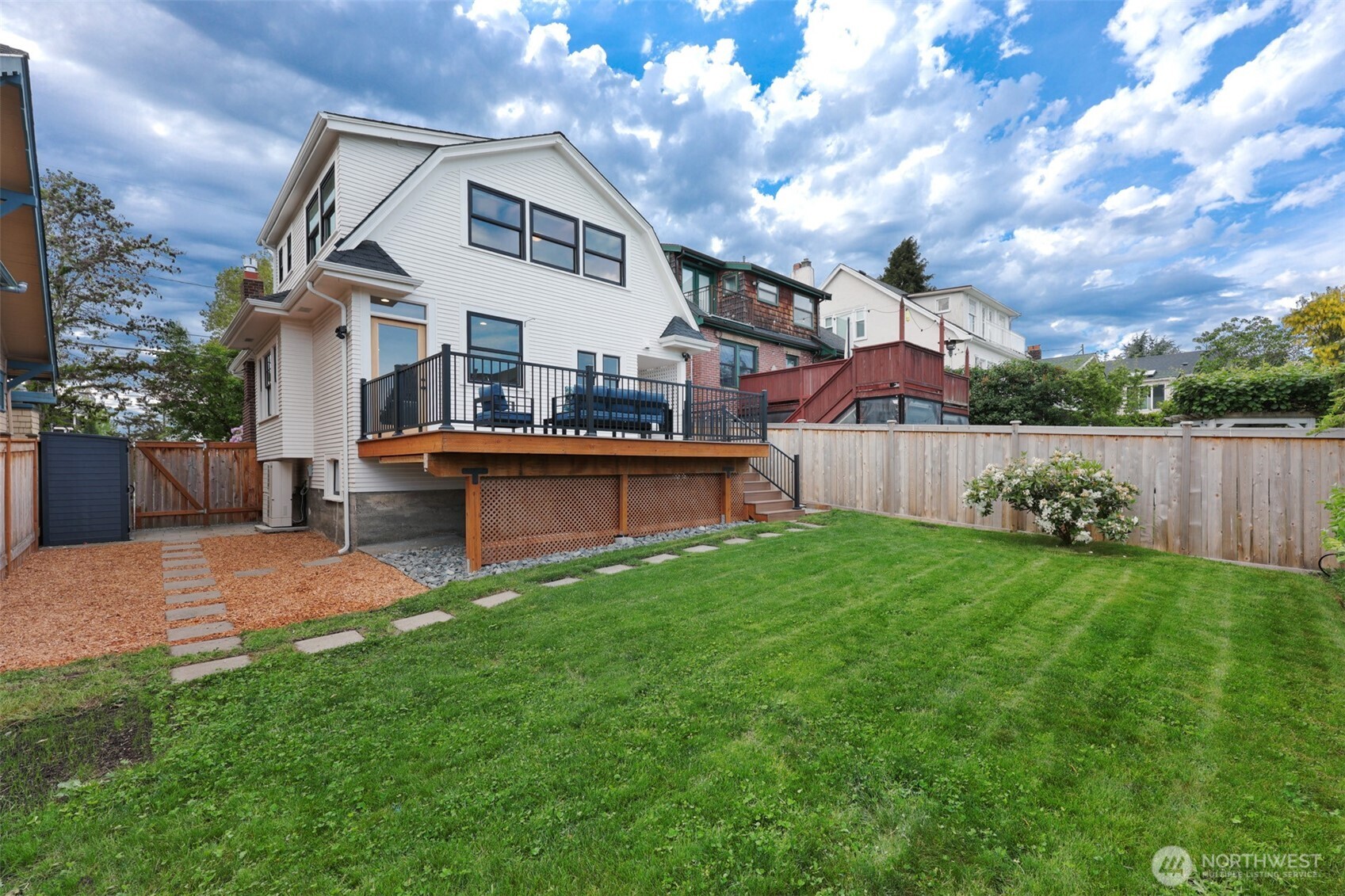 2024 31st Avenue S, Seattle, WA 98144