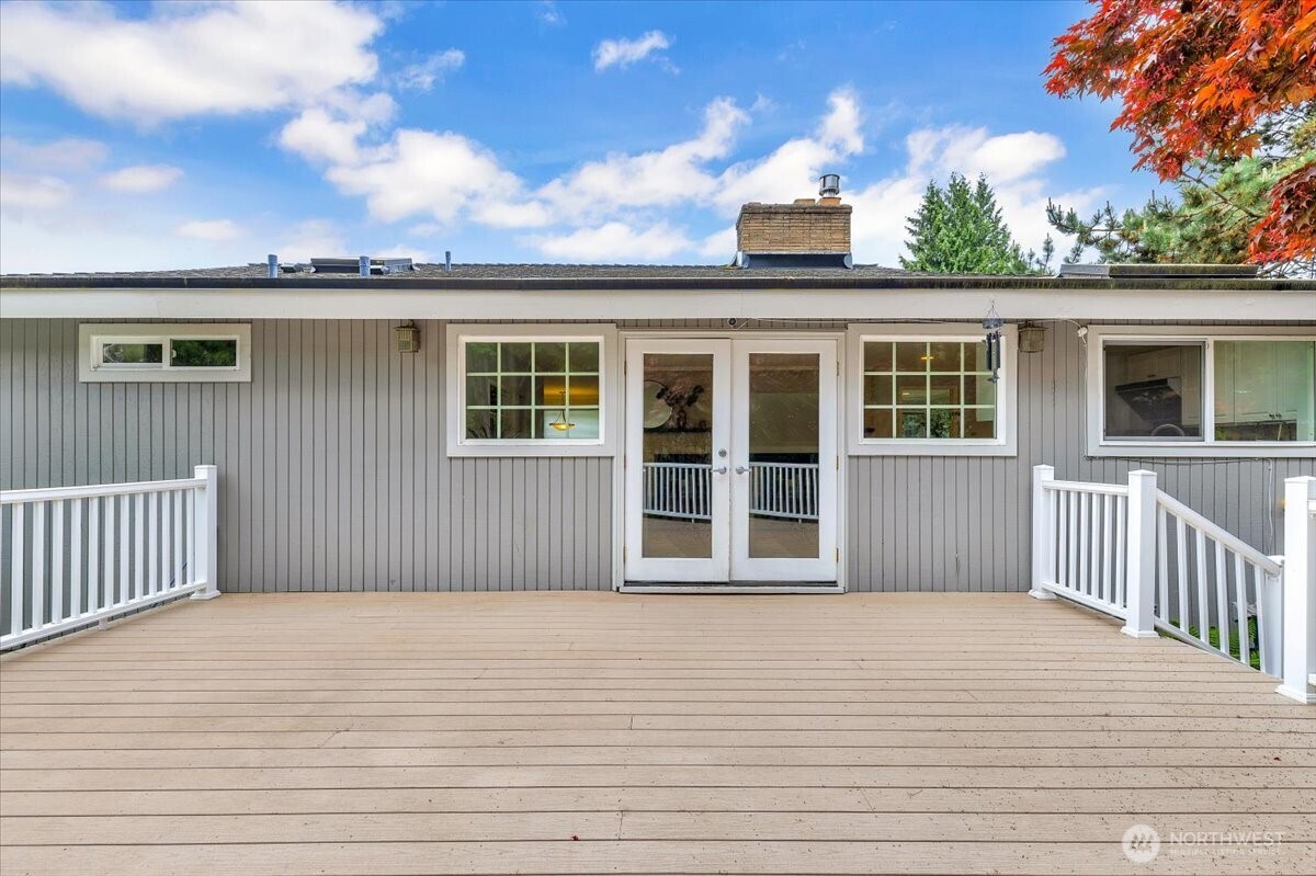 3417 77th Avenue SE, Mercer Island, WA 98040