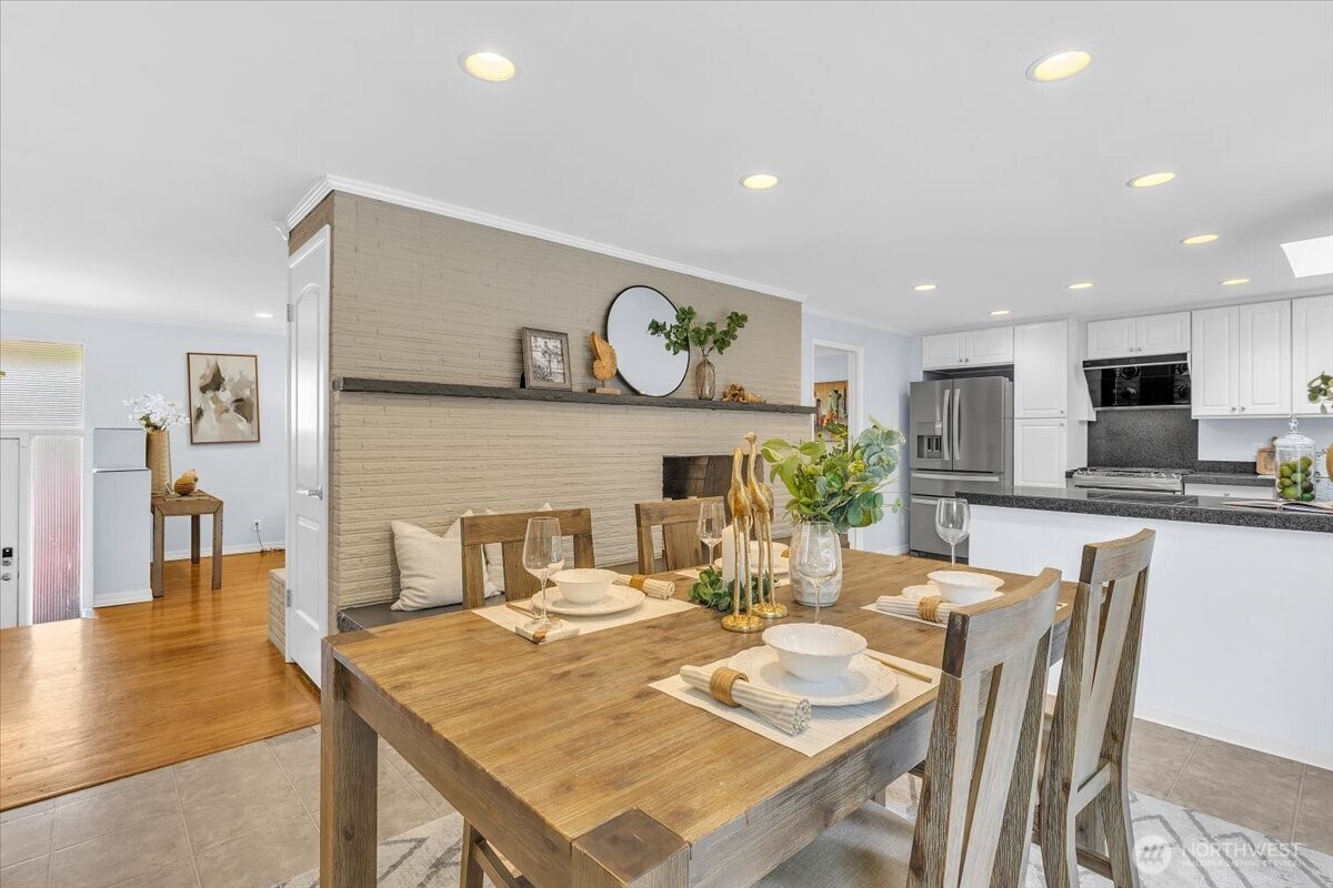 3417 77th Avenue SE, Mercer Island, WA 98040