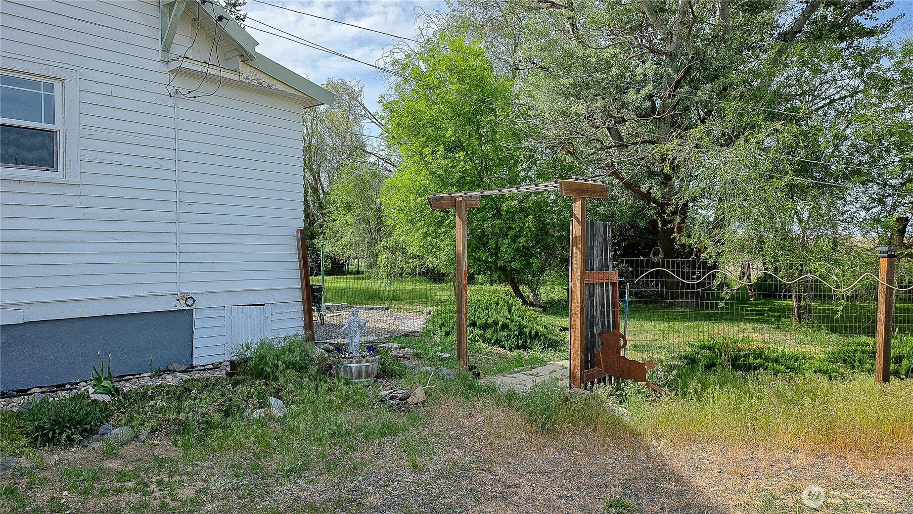 16525 US Hwy 2 , Waterville, WA 98858