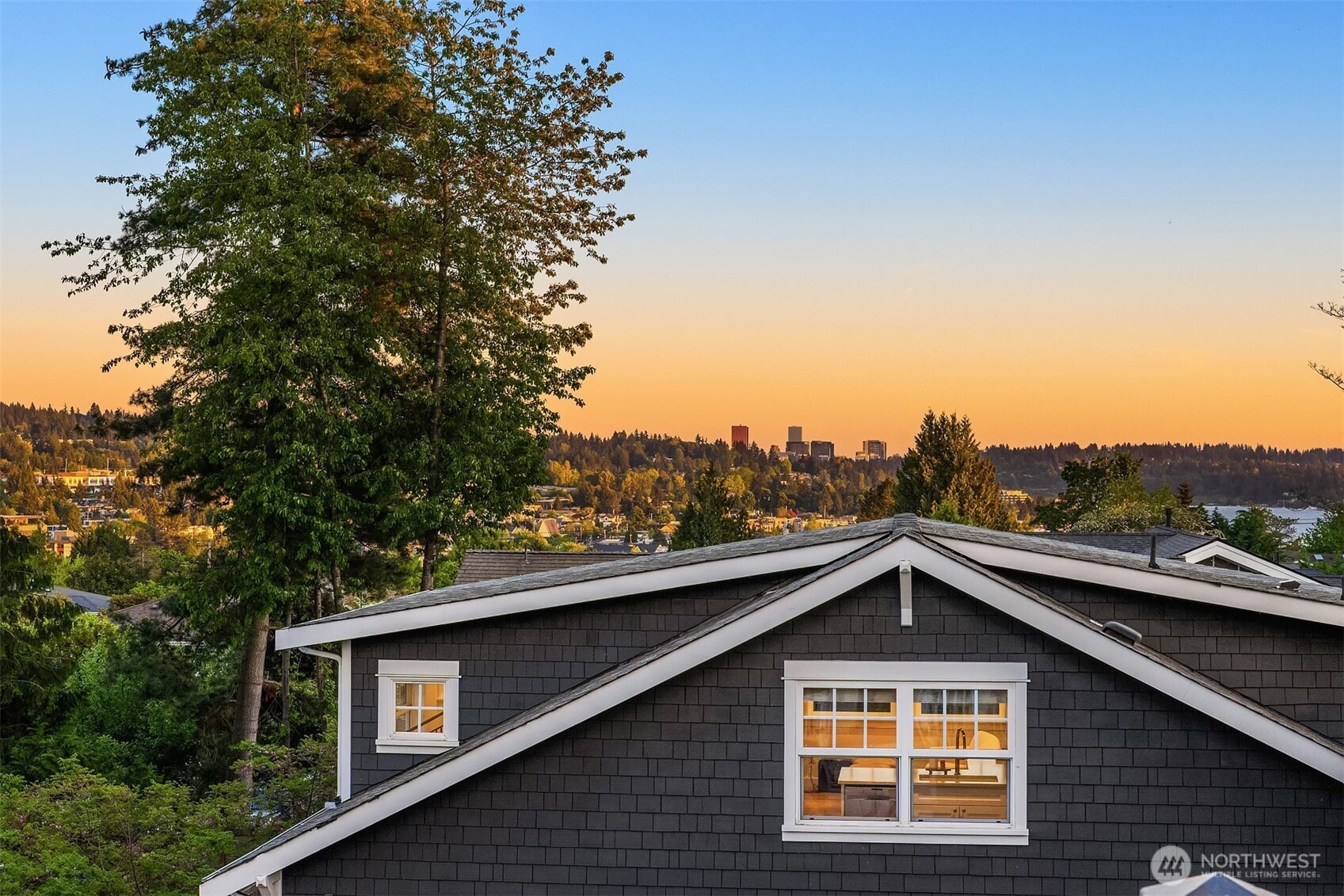 1029 3rd Street , Kirkland, WA 98033
