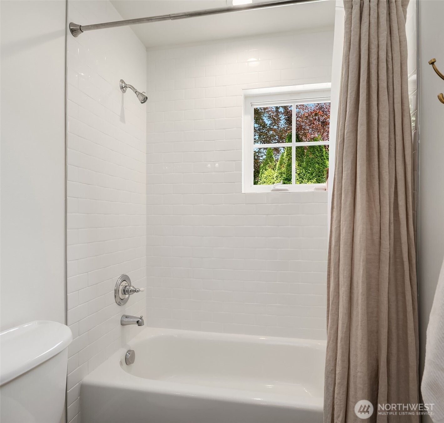 1029 3rd Street , Kirkland, WA 98033