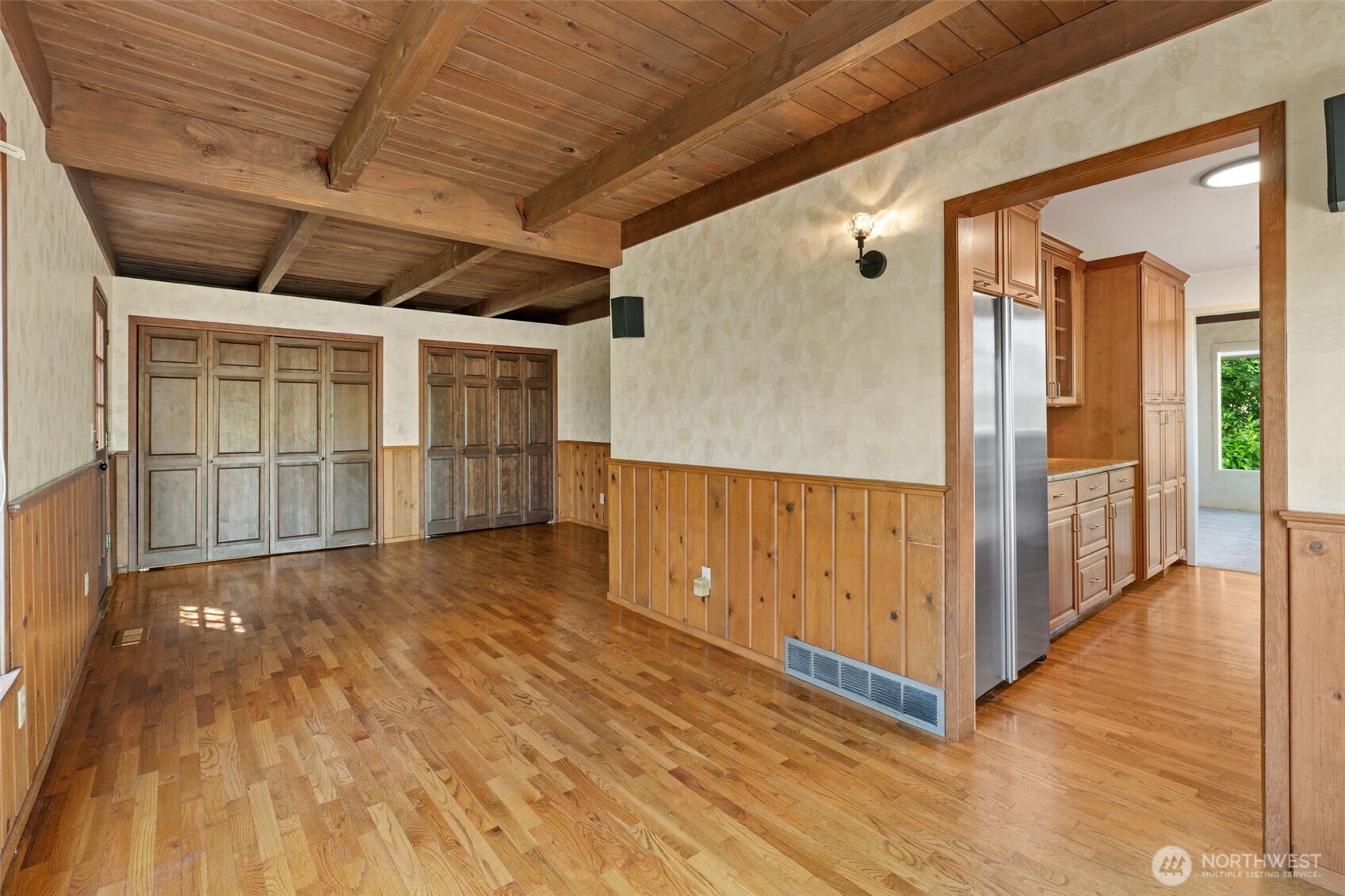 4442 95th Avenue NE, Bellevue, WA 98004