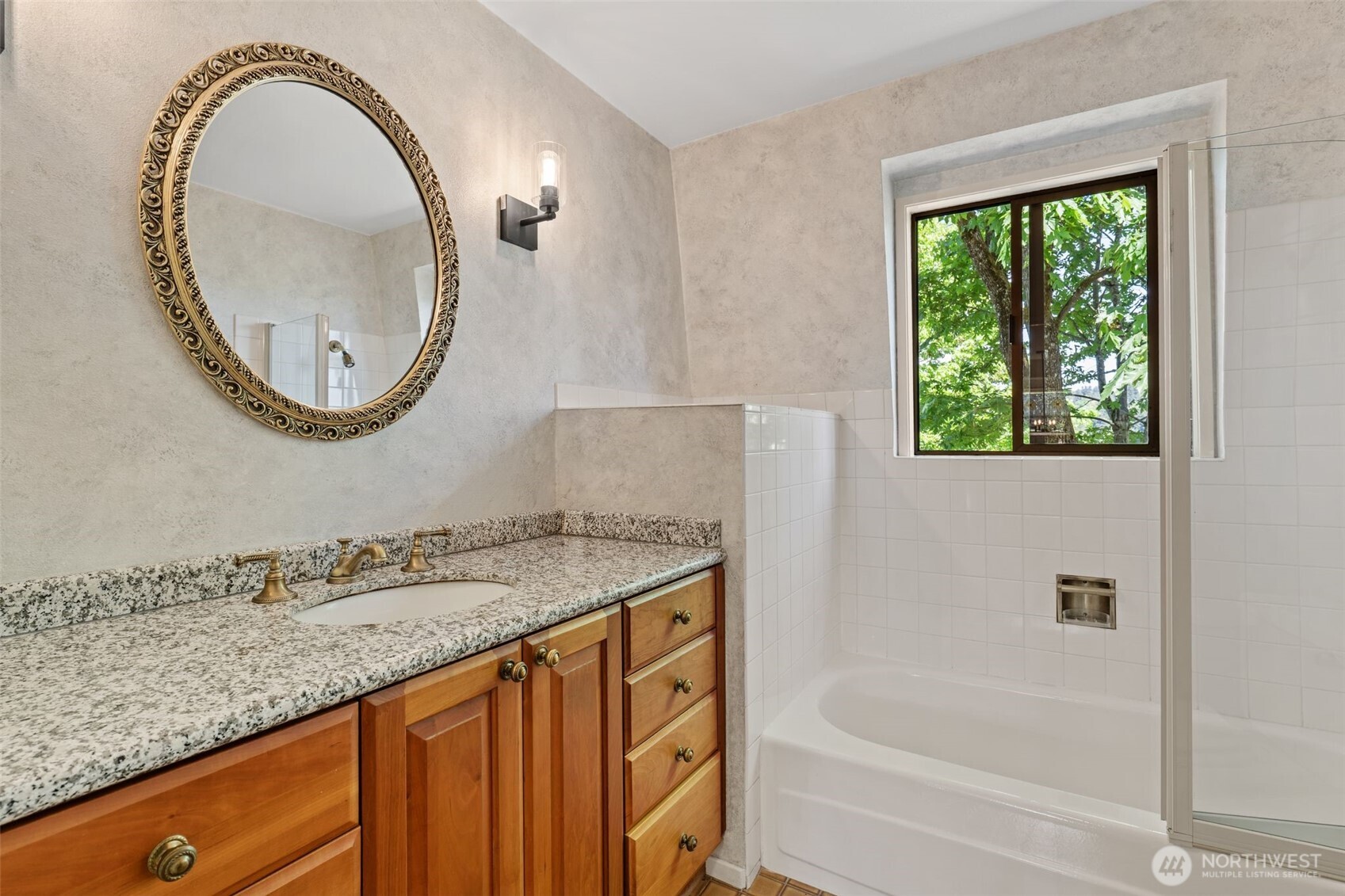4442 95th Avenue NE, Bellevue, WA 98004