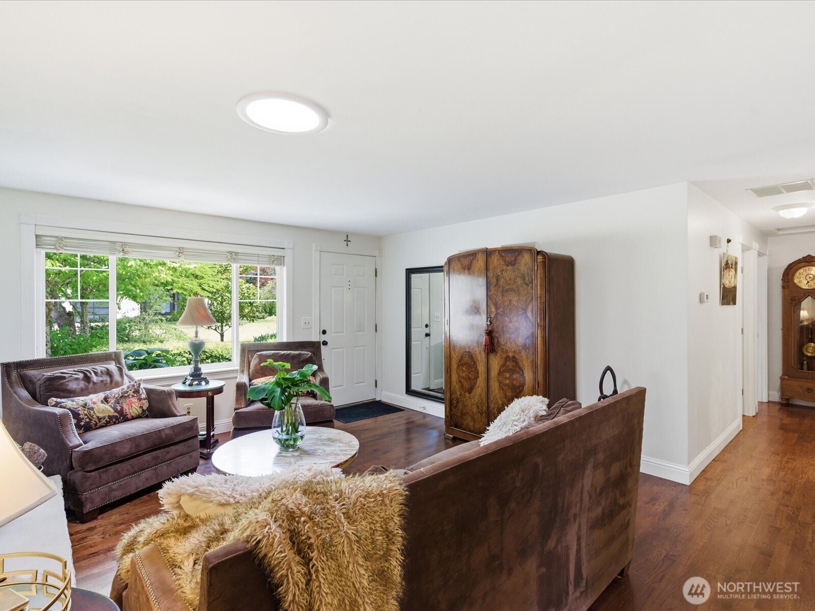 12841 NE 113th Street , Kirkland, WA 98033-4107