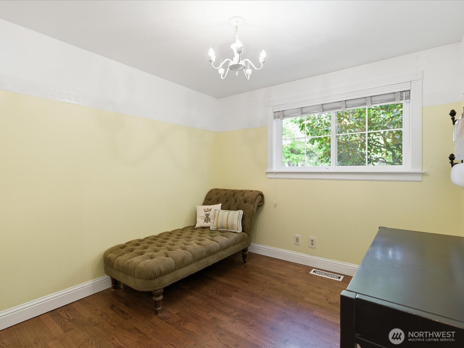 12841 NE 113th Street , Kirkland, WA 98033-4107