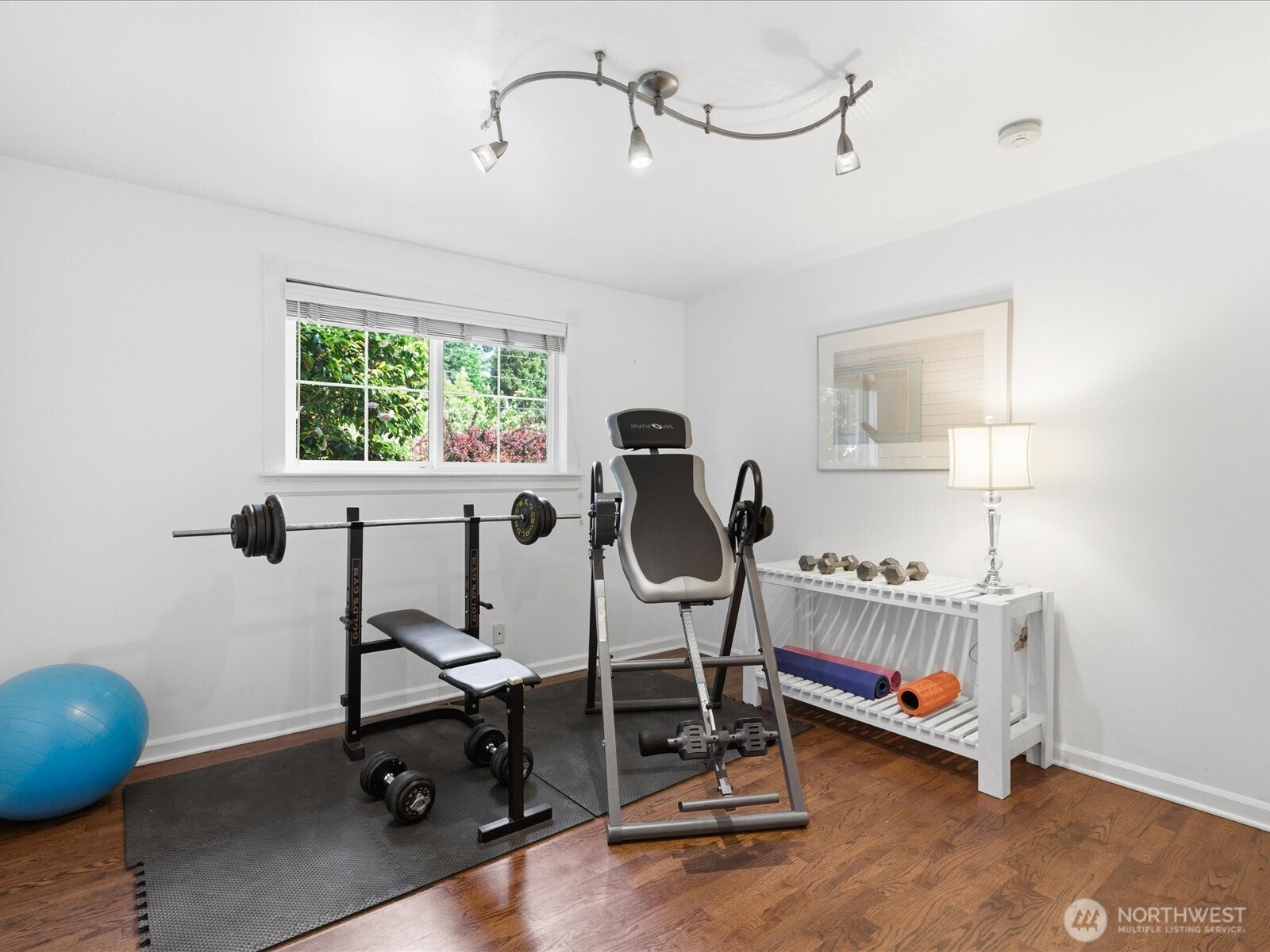12841 NE 113th Street , Kirkland, WA 98033-4107