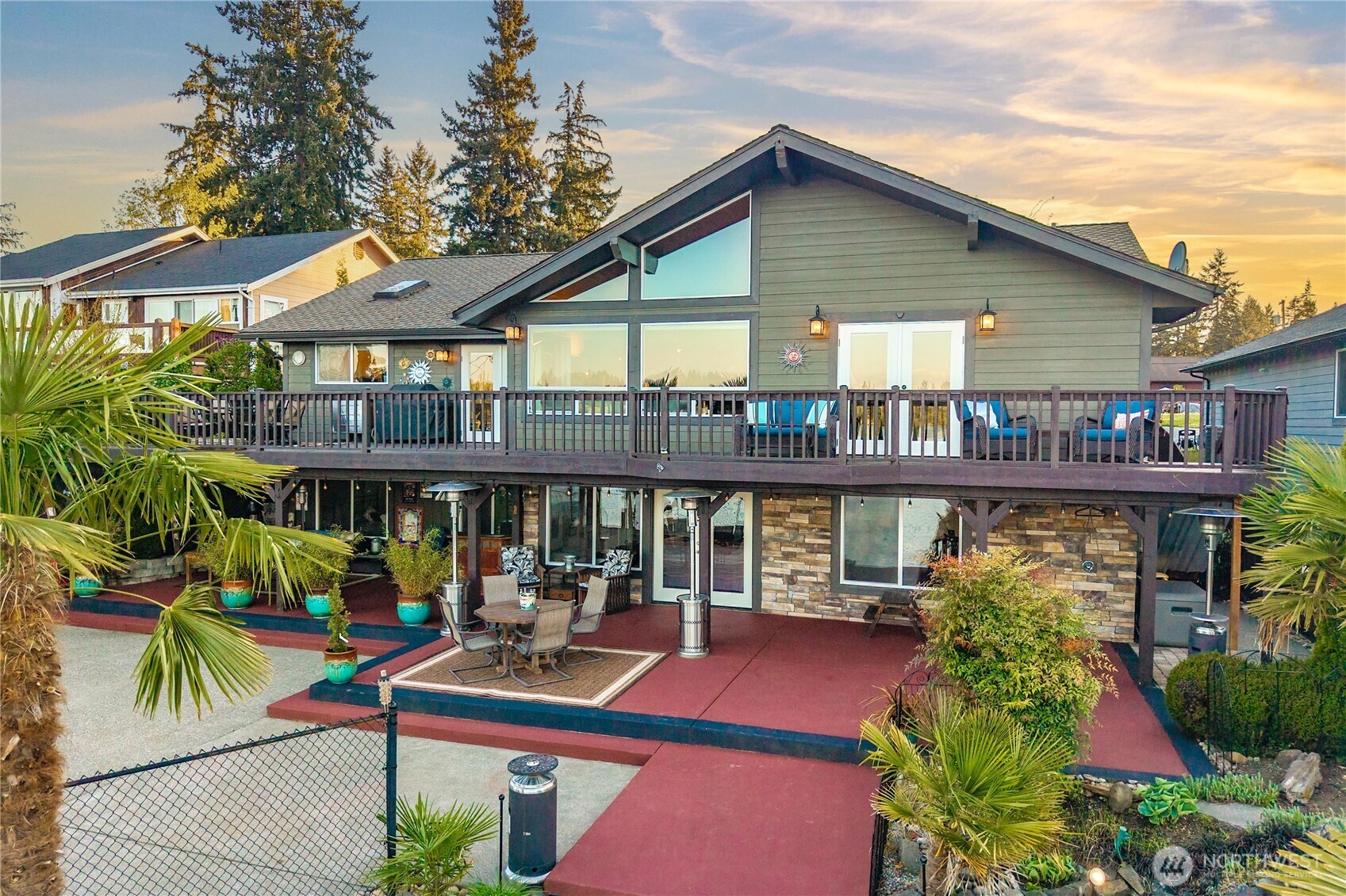 1601 Tacoma Point Drive E, Lake Tapps, WA 98391-6458