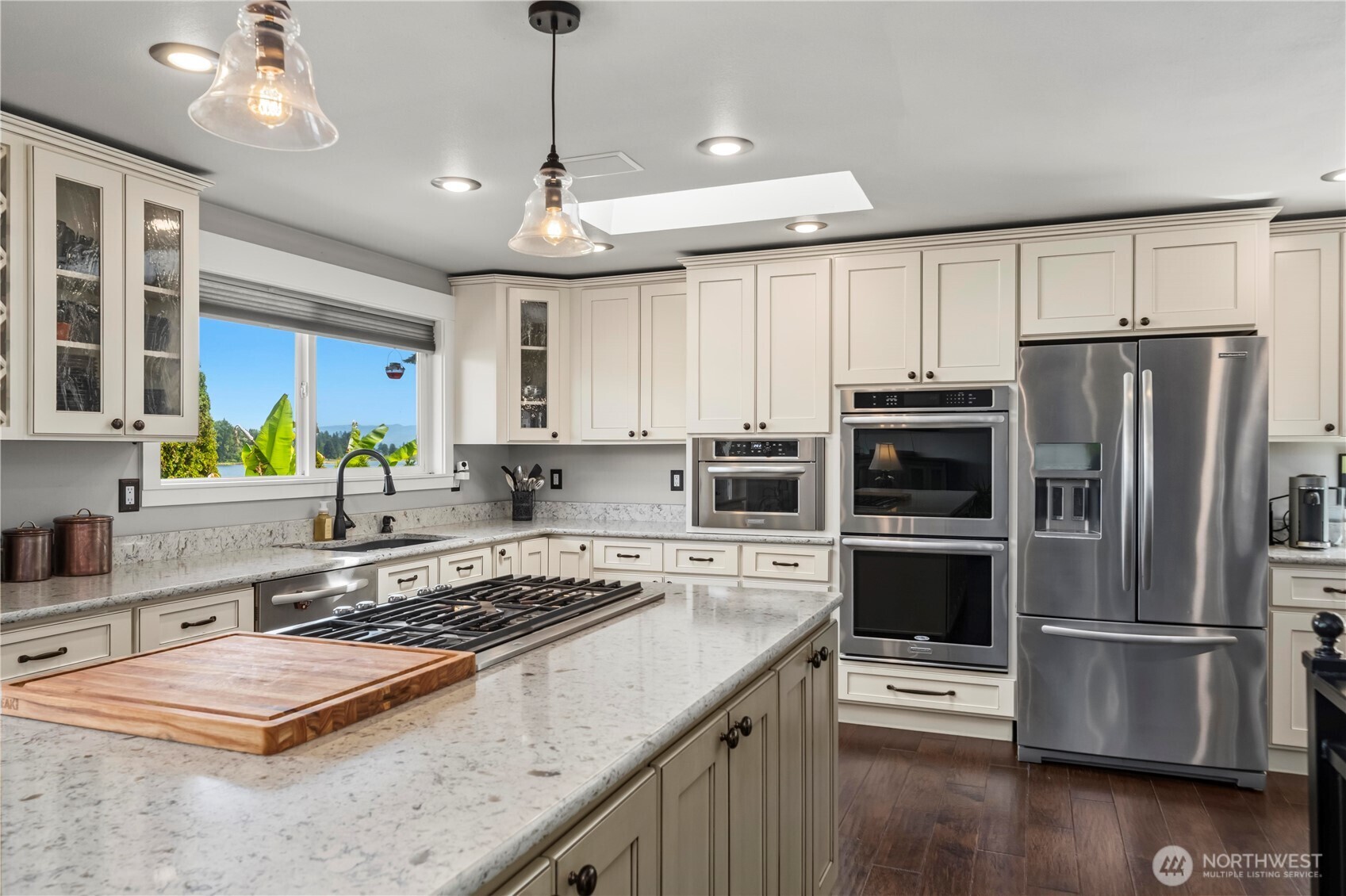 1601 Tacoma Point Drive E, Lake Tapps, WA 98391-6458