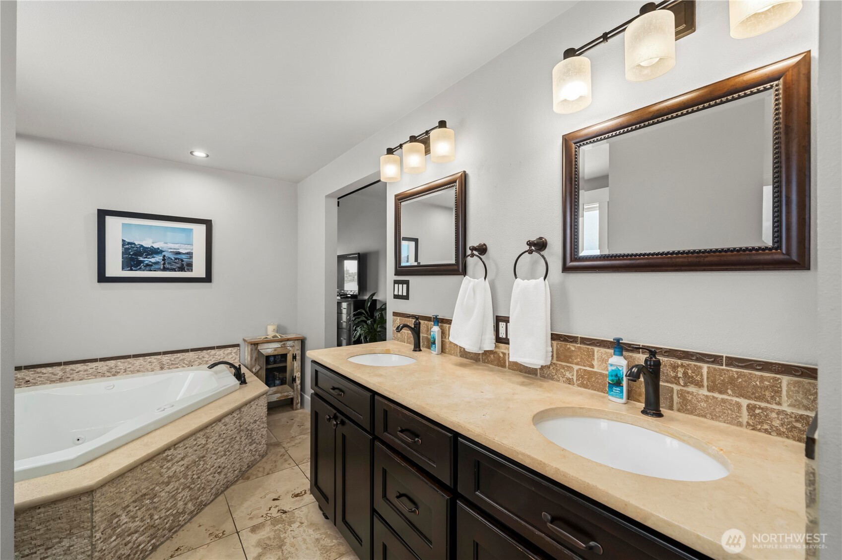 1601 Tacoma Point Drive E, Lake Tapps, WA 98391-6458