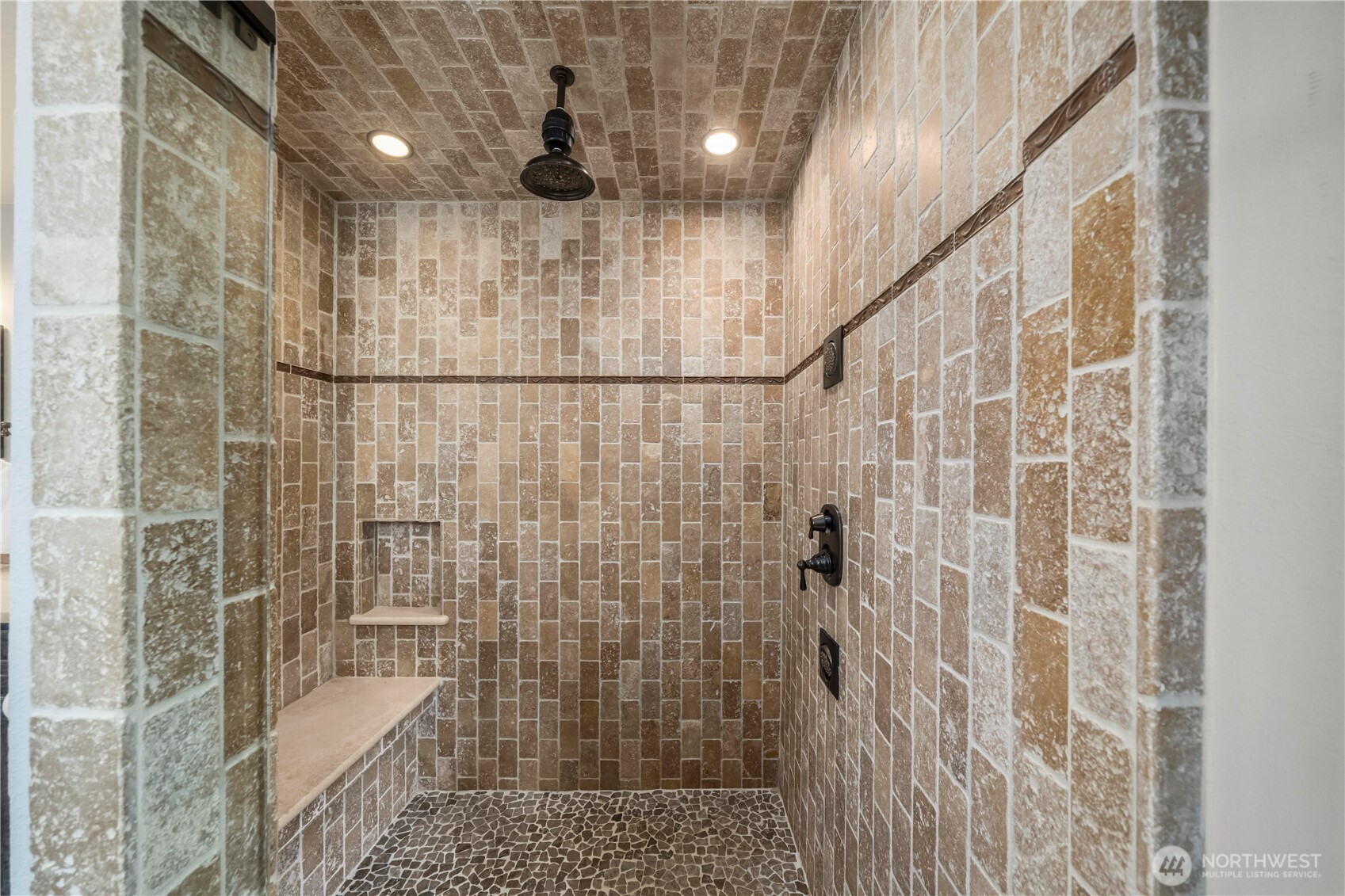1601 Tacoma Point Drive E, Lake Tapps, WA 98391-6458