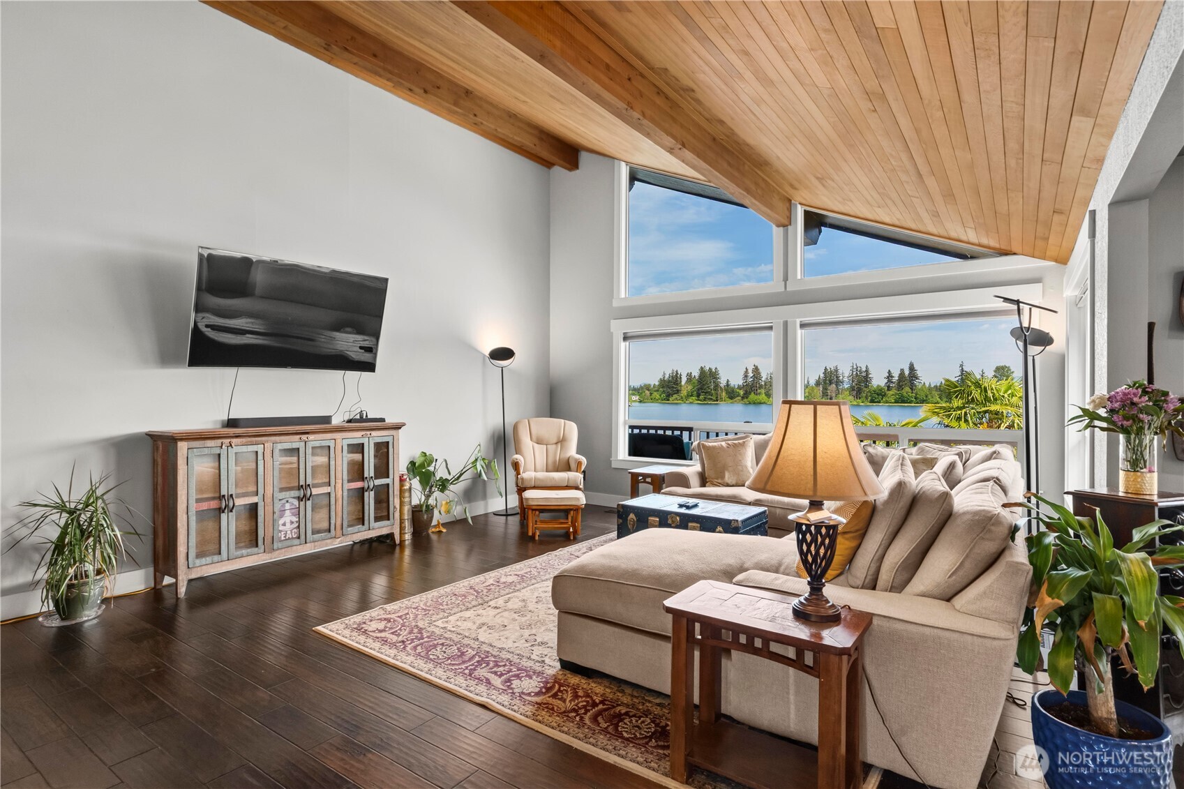 1601 Tacoma Point Drive E, Lake Tapps, WA 98391-6458