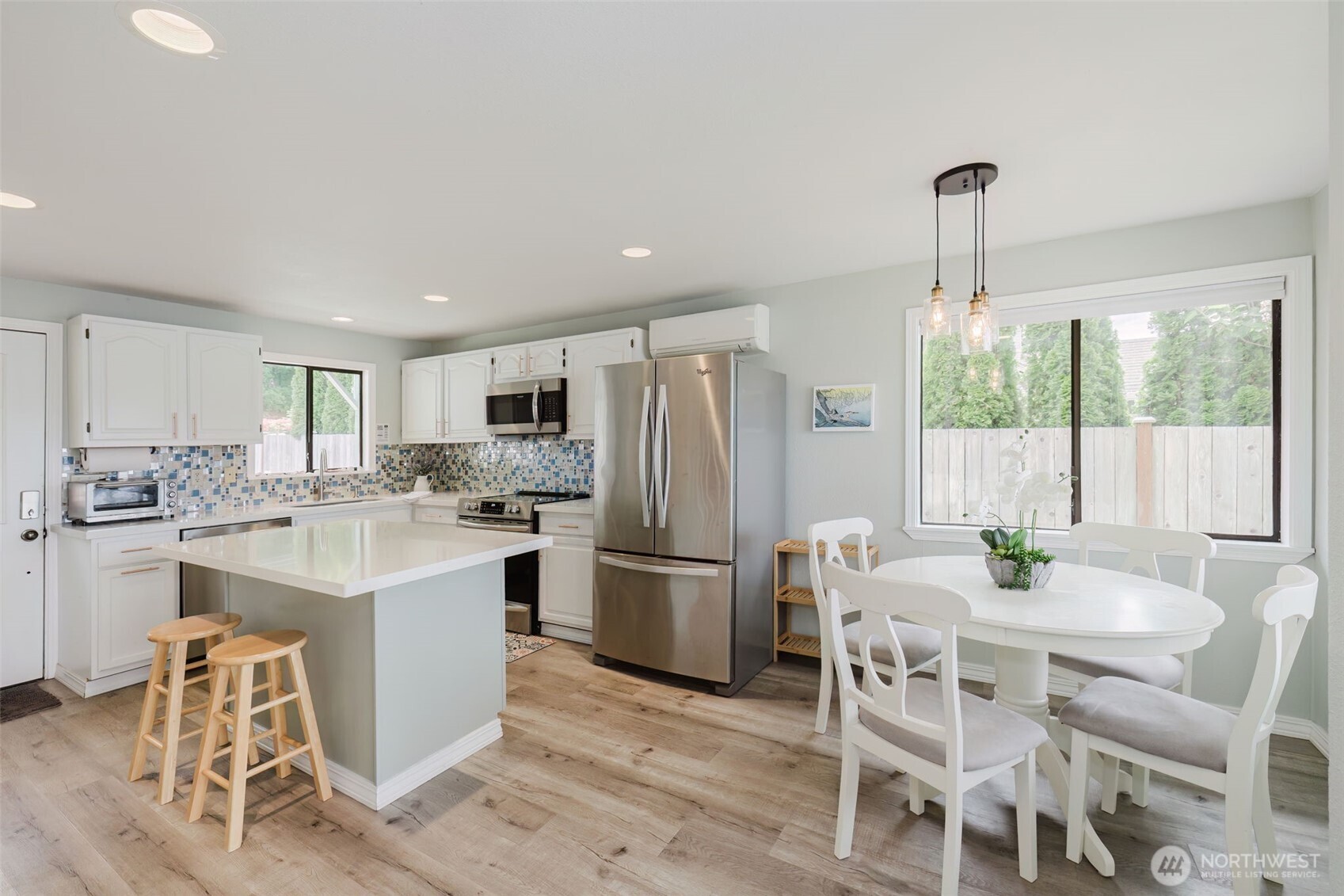 16301 E State Route 106 , Belfair, WA 98528