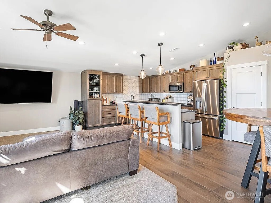 26235 Road U SW, Mattawa, WA 99349