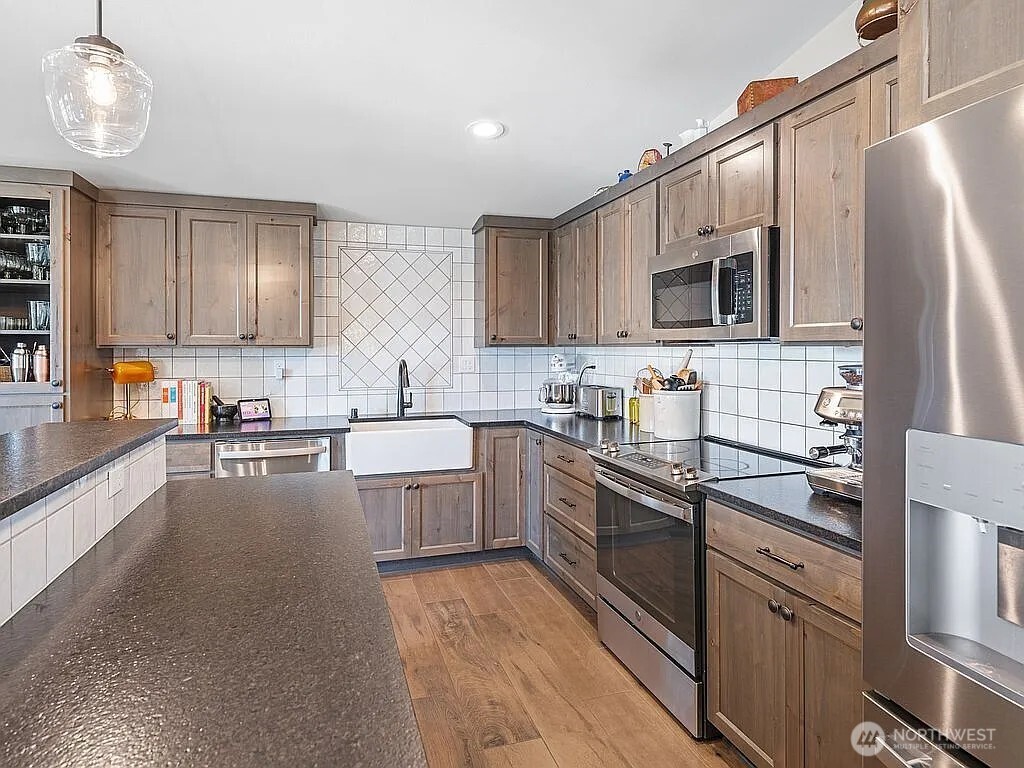 26235 Road U SW, Mattawa, WA 99349