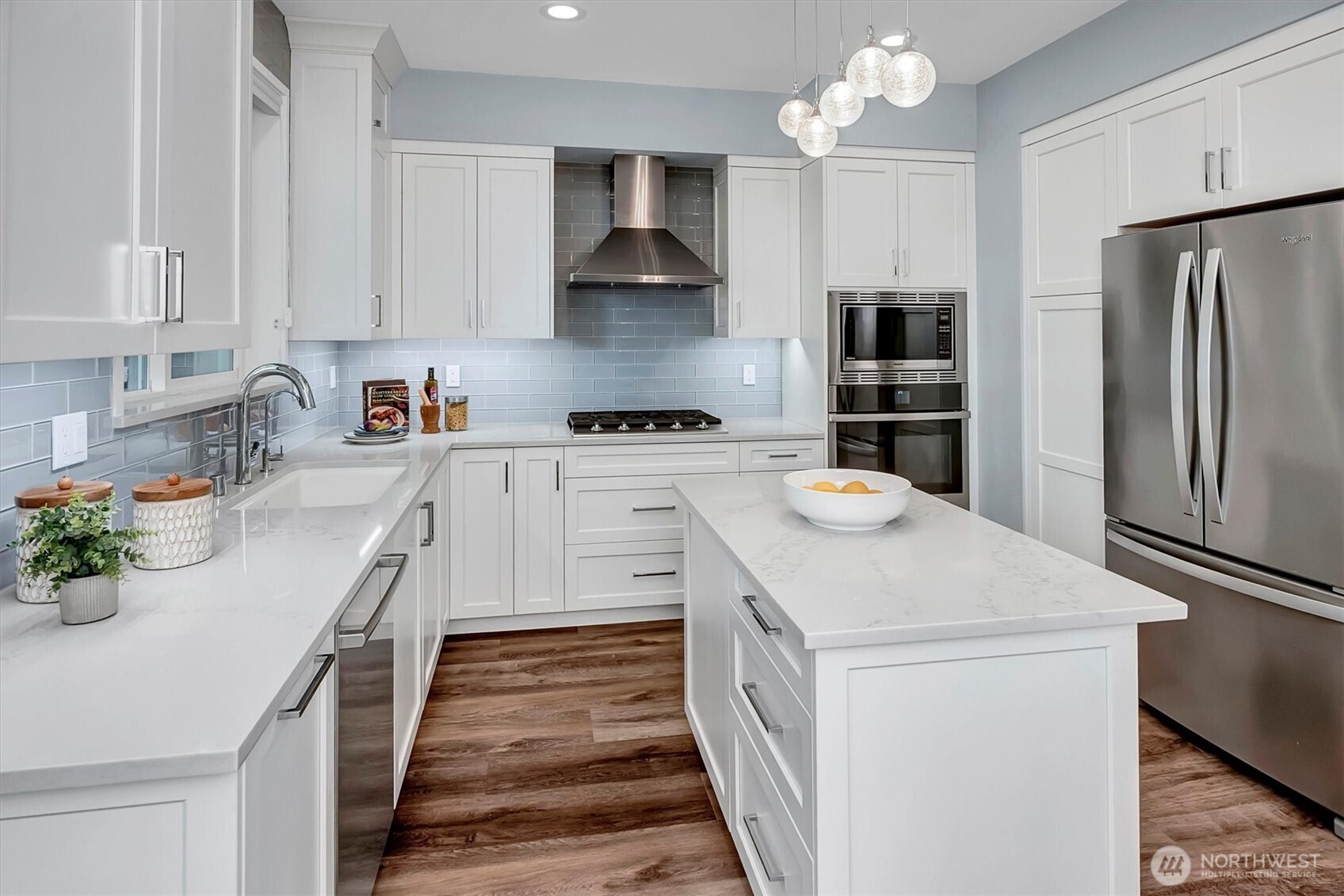 9080 162nd Place NE #2202, Redmond, WA 98052