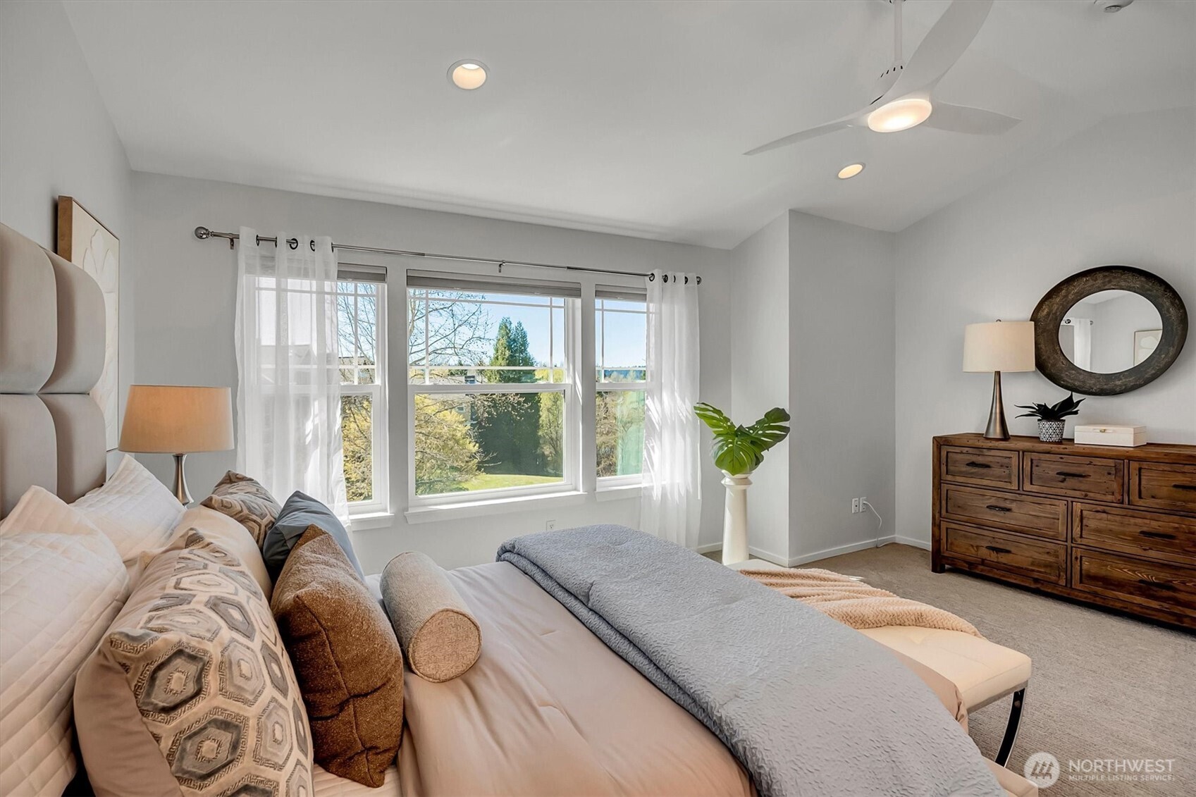 9080 162nd Place NE #2202, Redmond, WA 98052
