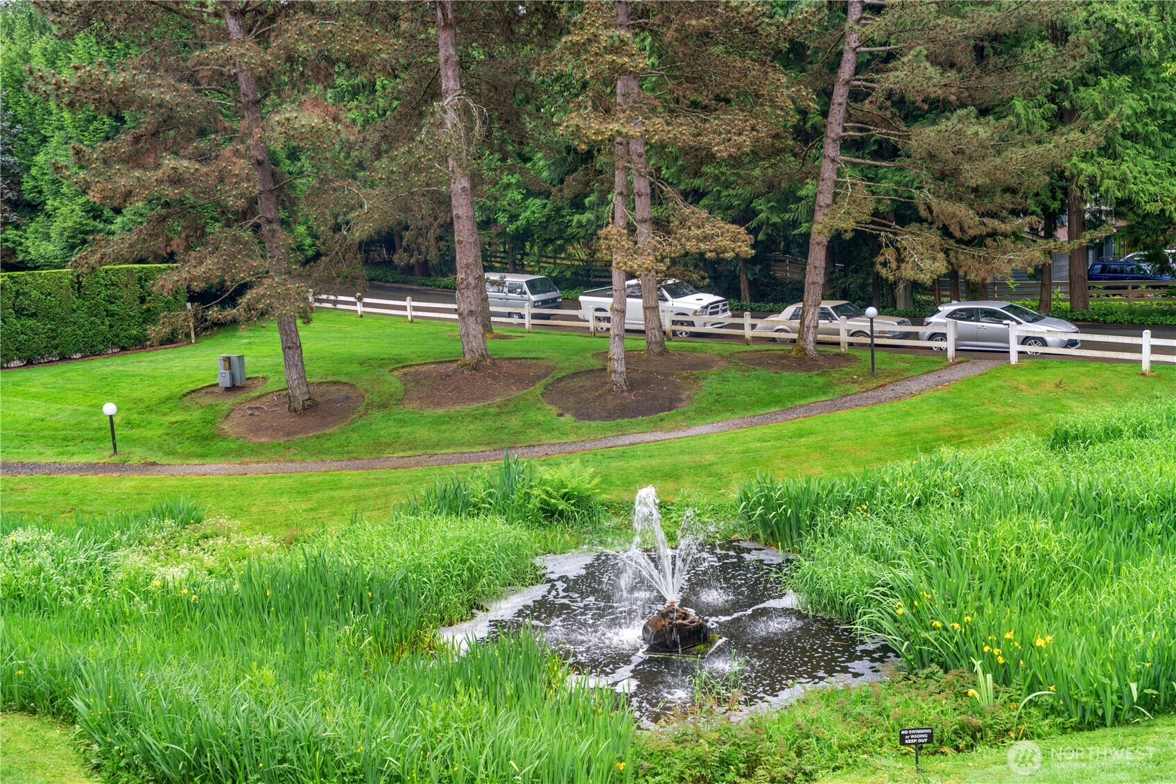 12618 100th Lane NE #J248, Kirkland, WA 98034