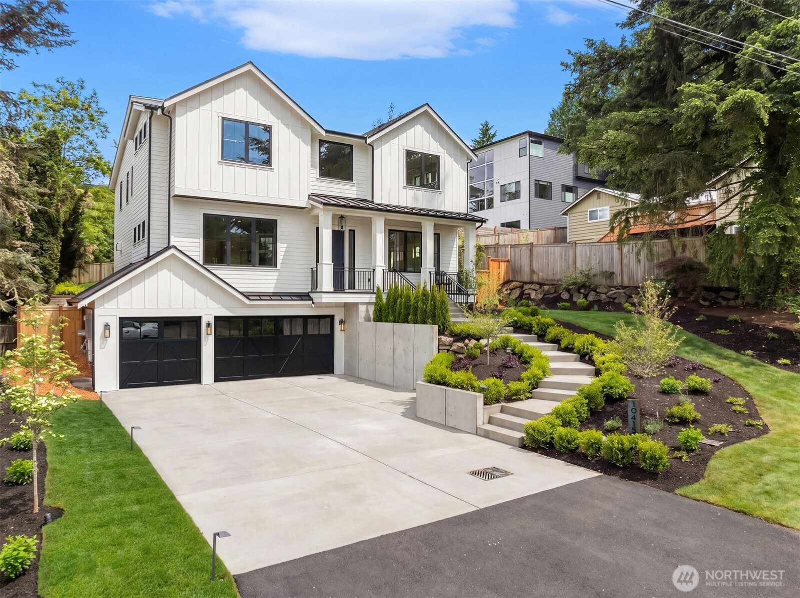 10415 SE 13th Street , Bellevue, WA 98004