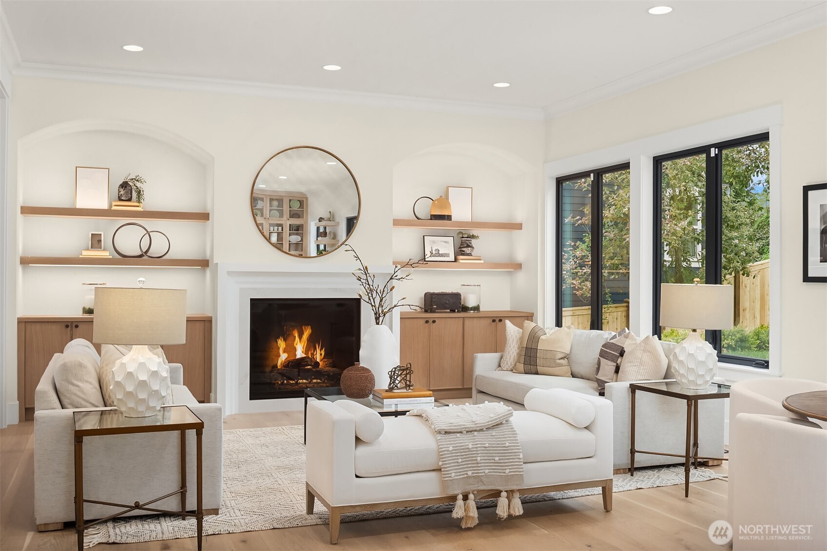 10415 SE 13th Street , Bellevue, WA 98004