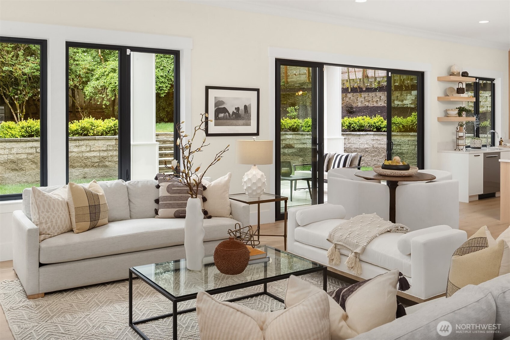 10415 SE 13th Street , Bellevue, WA 98004