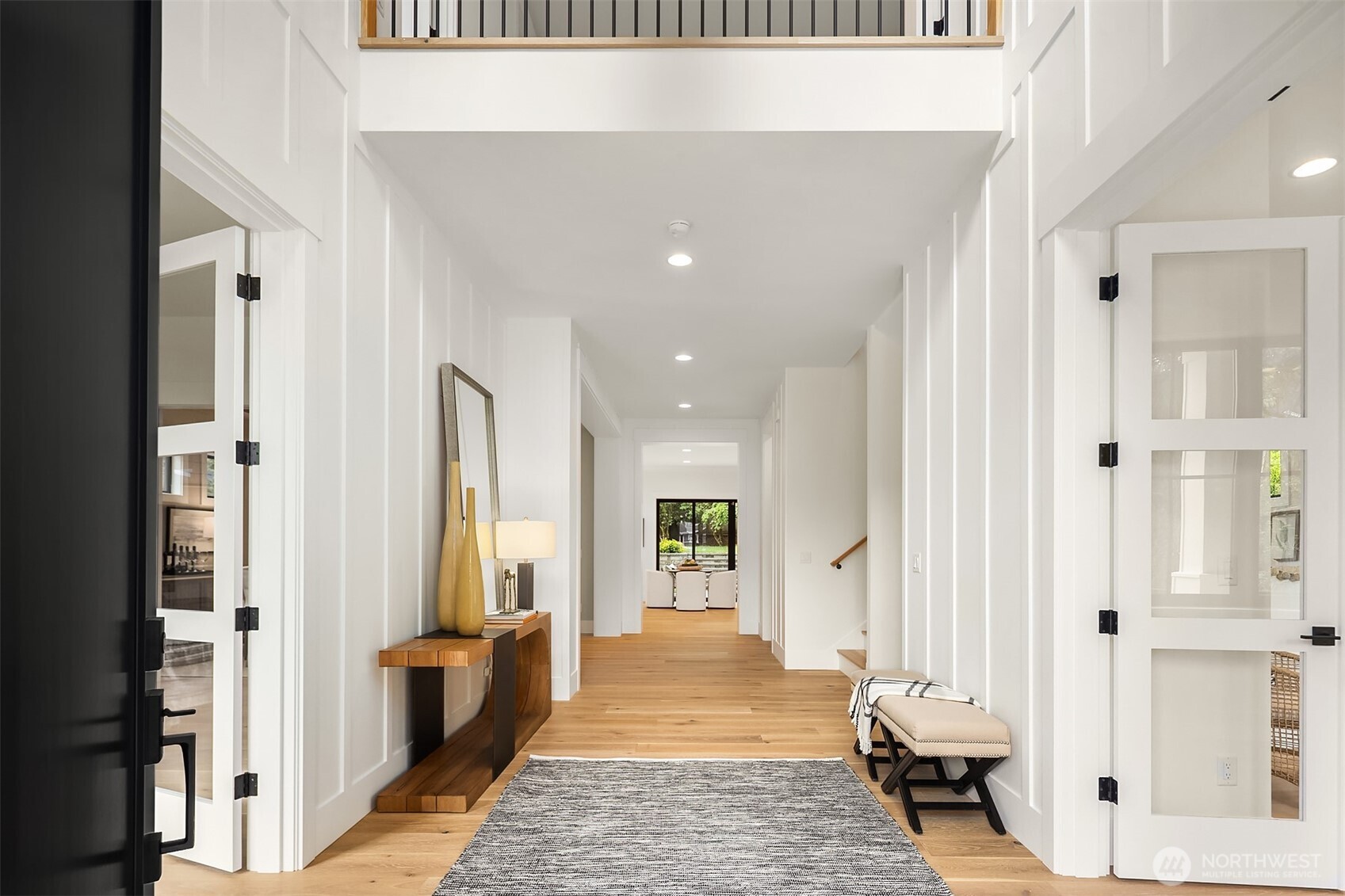 10415 SE 13th Street , Bellevue, WA 98004