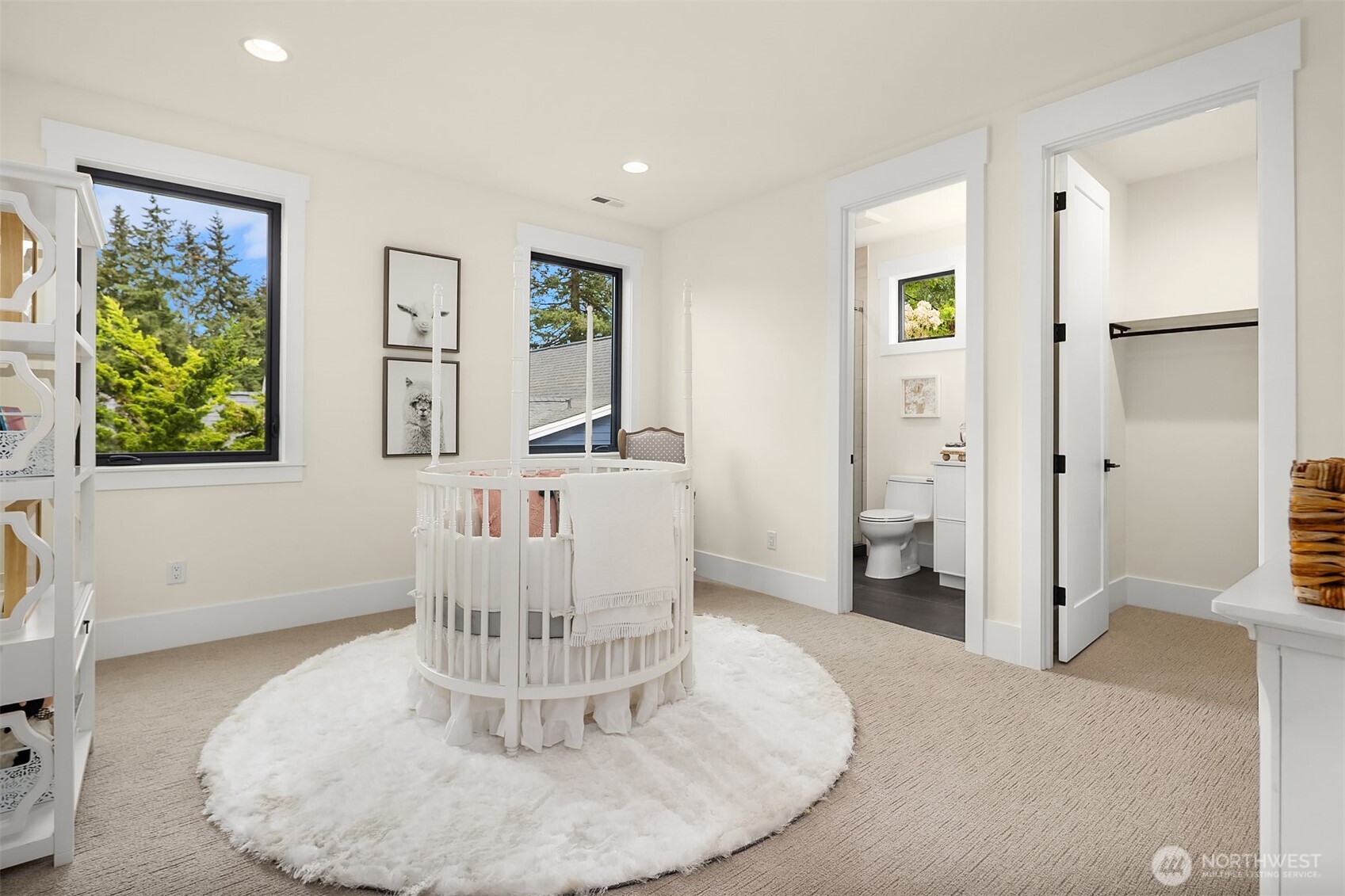 10415 SE 13th Street , Bellevue, WA 98004