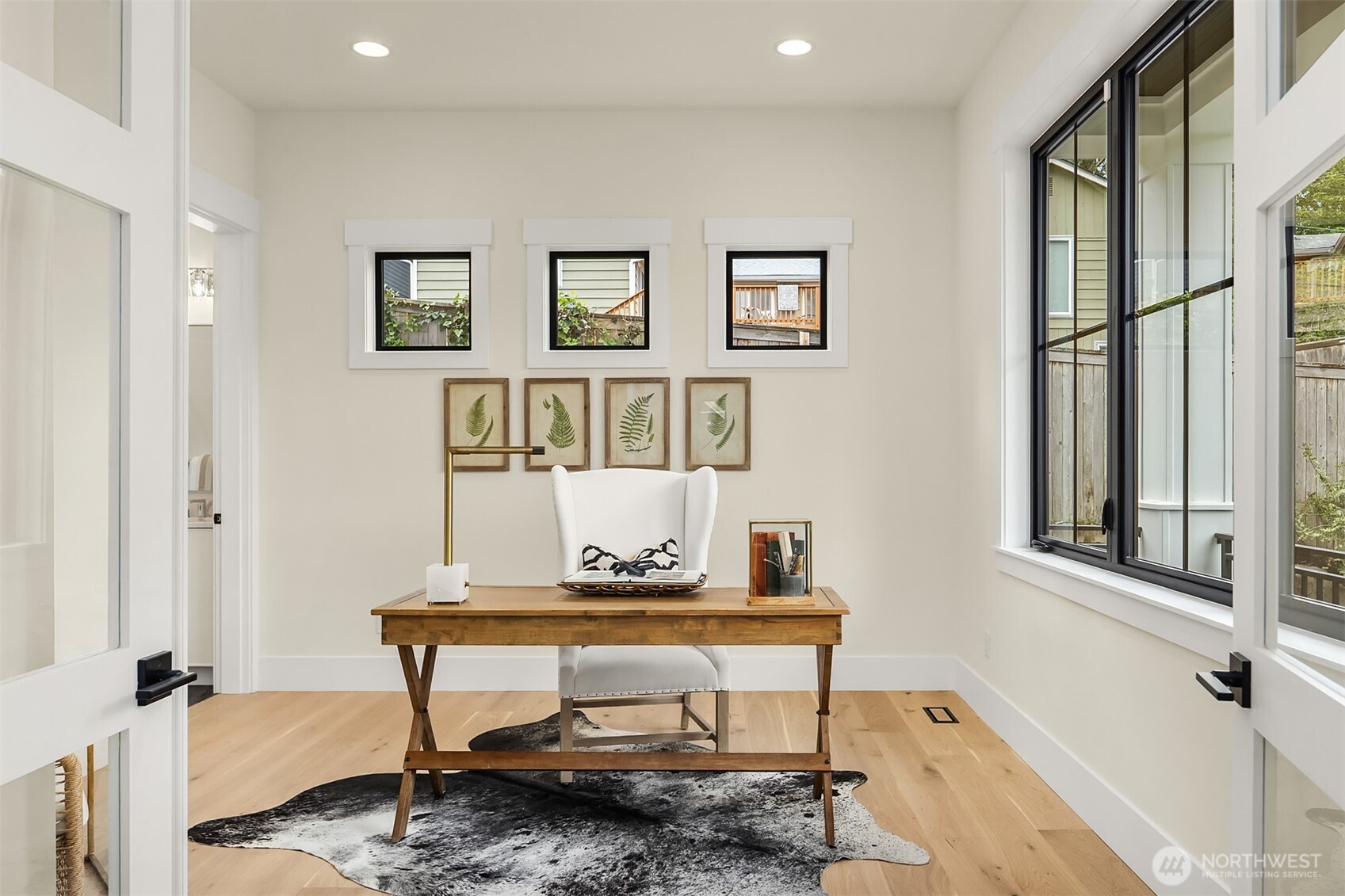 10415 SE 13th Street , Bellevue, WA 98004