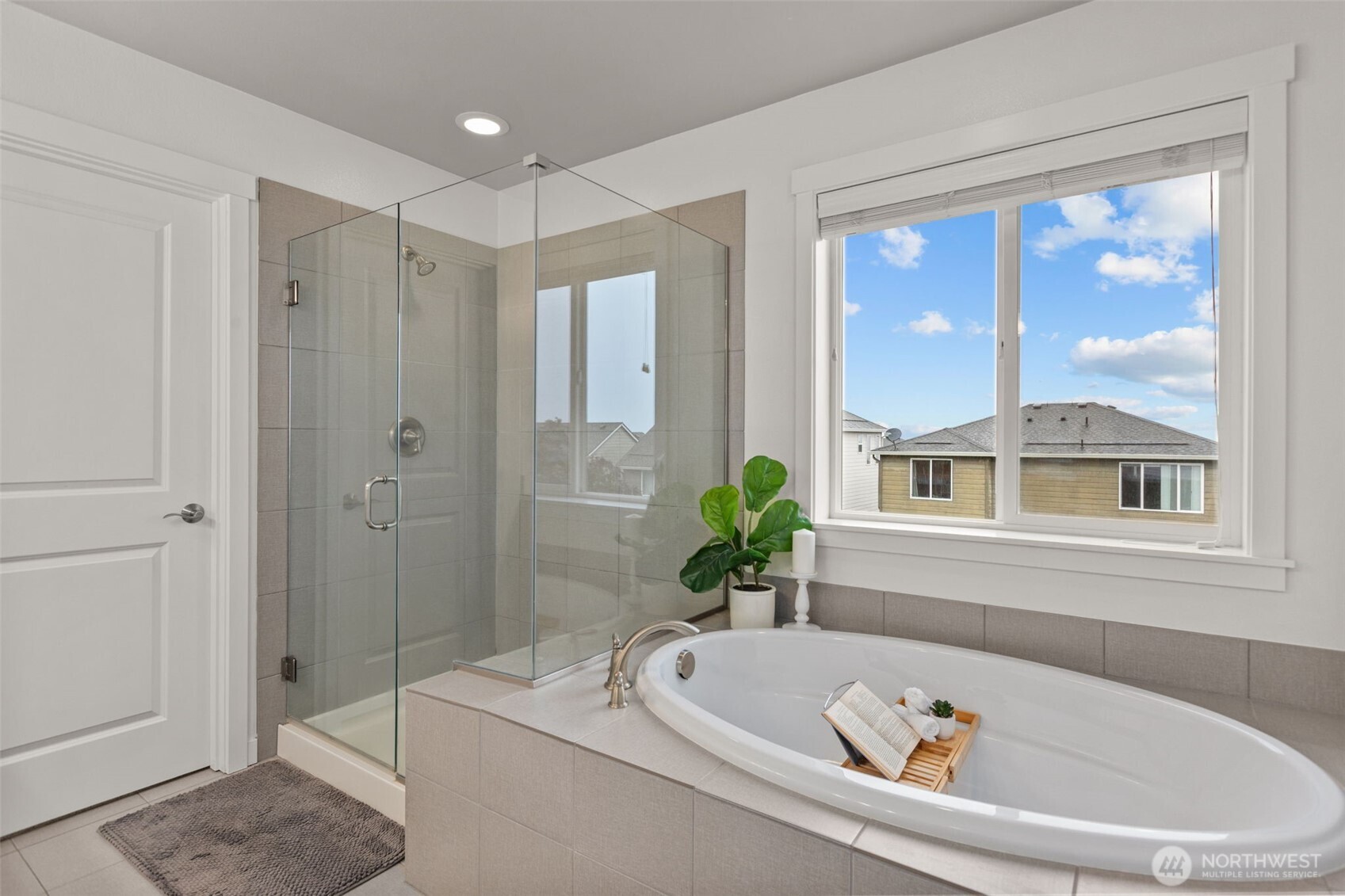 34227 SE Ash Street , Snoqualmie, WA 98065