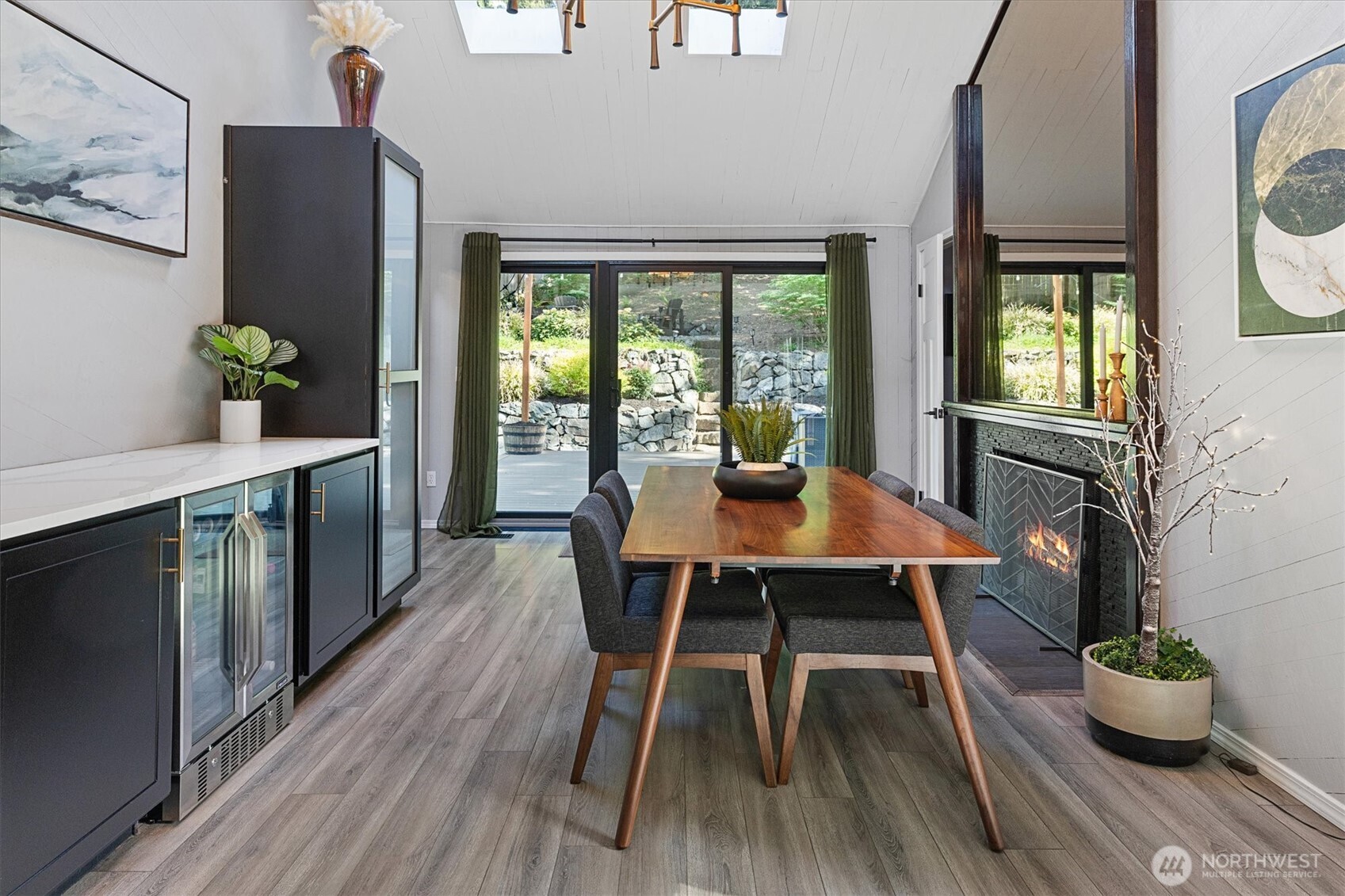2404 Manorwood Drive SE, Puyallup, WA 98374