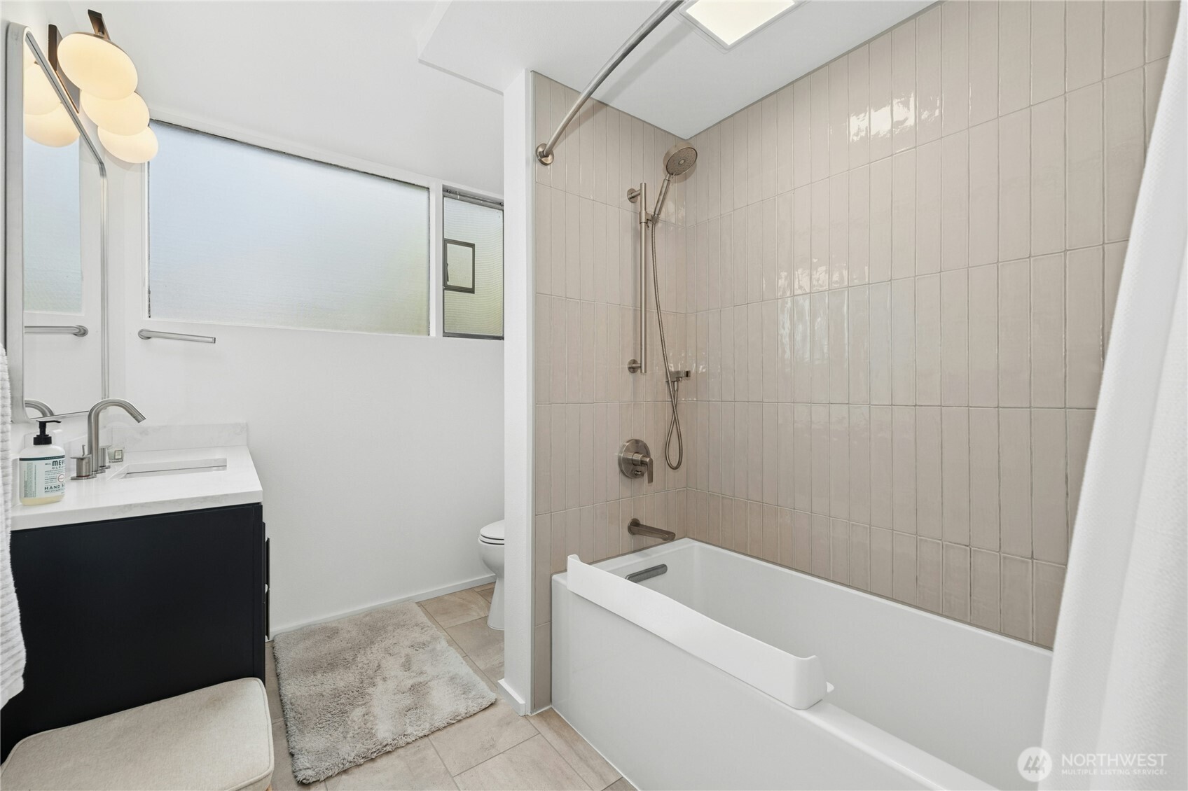 1814 Starling Street , Steilacoom, WA 98388