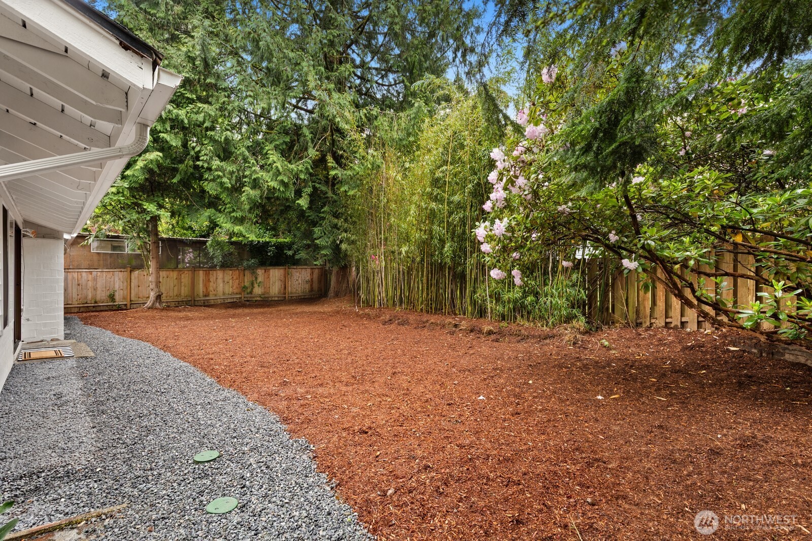 16310 Fremont Place N, Shoreline, WA 98133