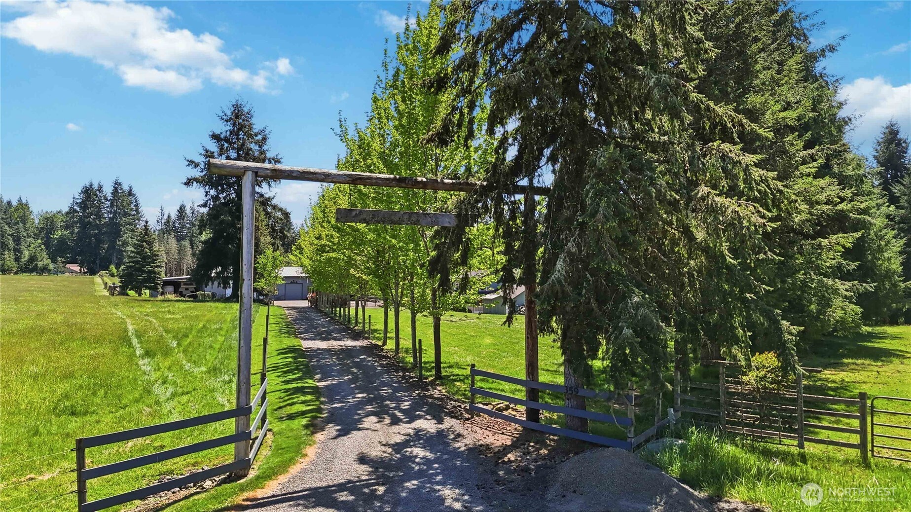 359 Frank Smith Road , Toutle, WA 98649