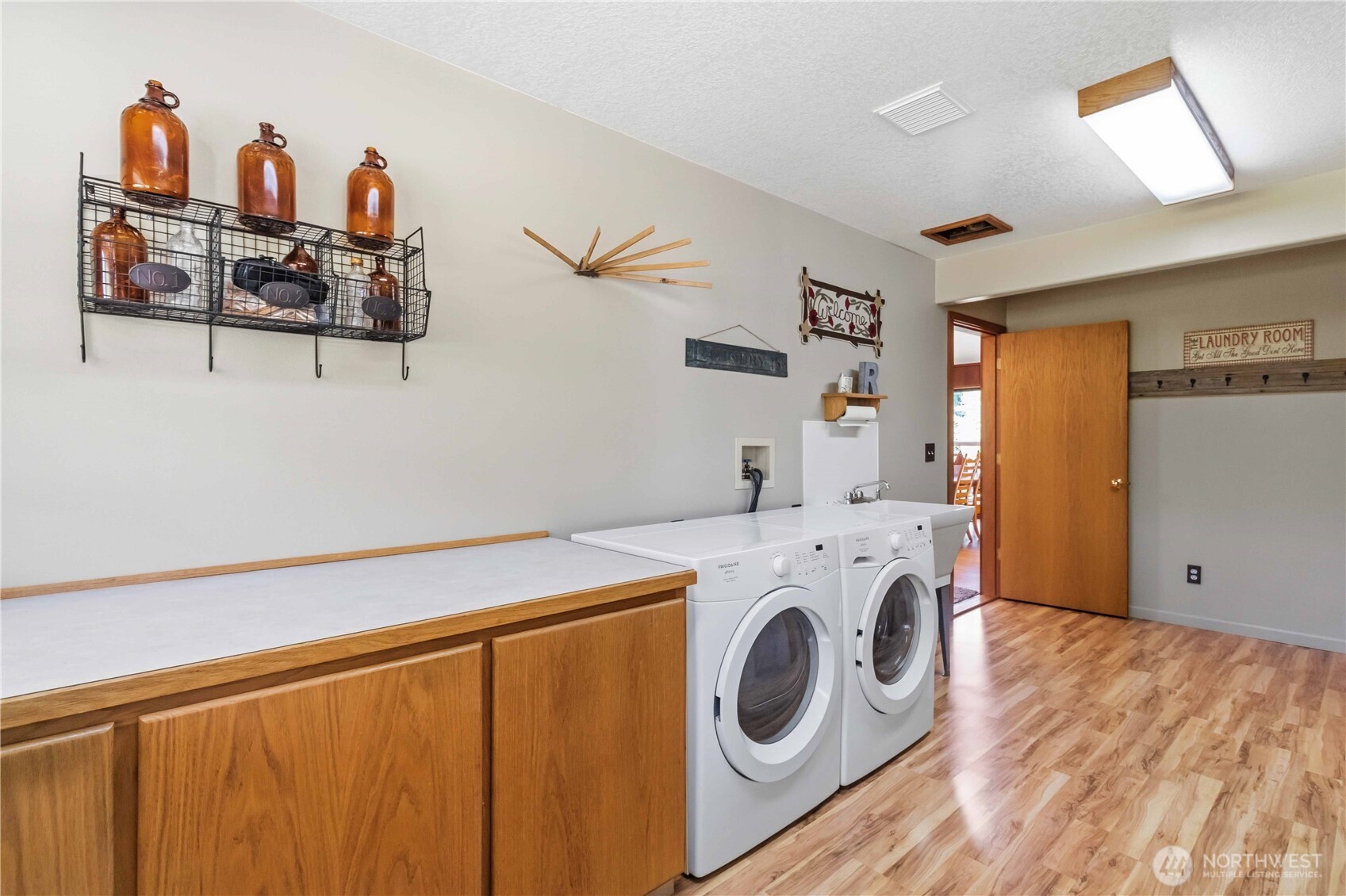 359 Frank Smith Road , Toutle, WA 98649