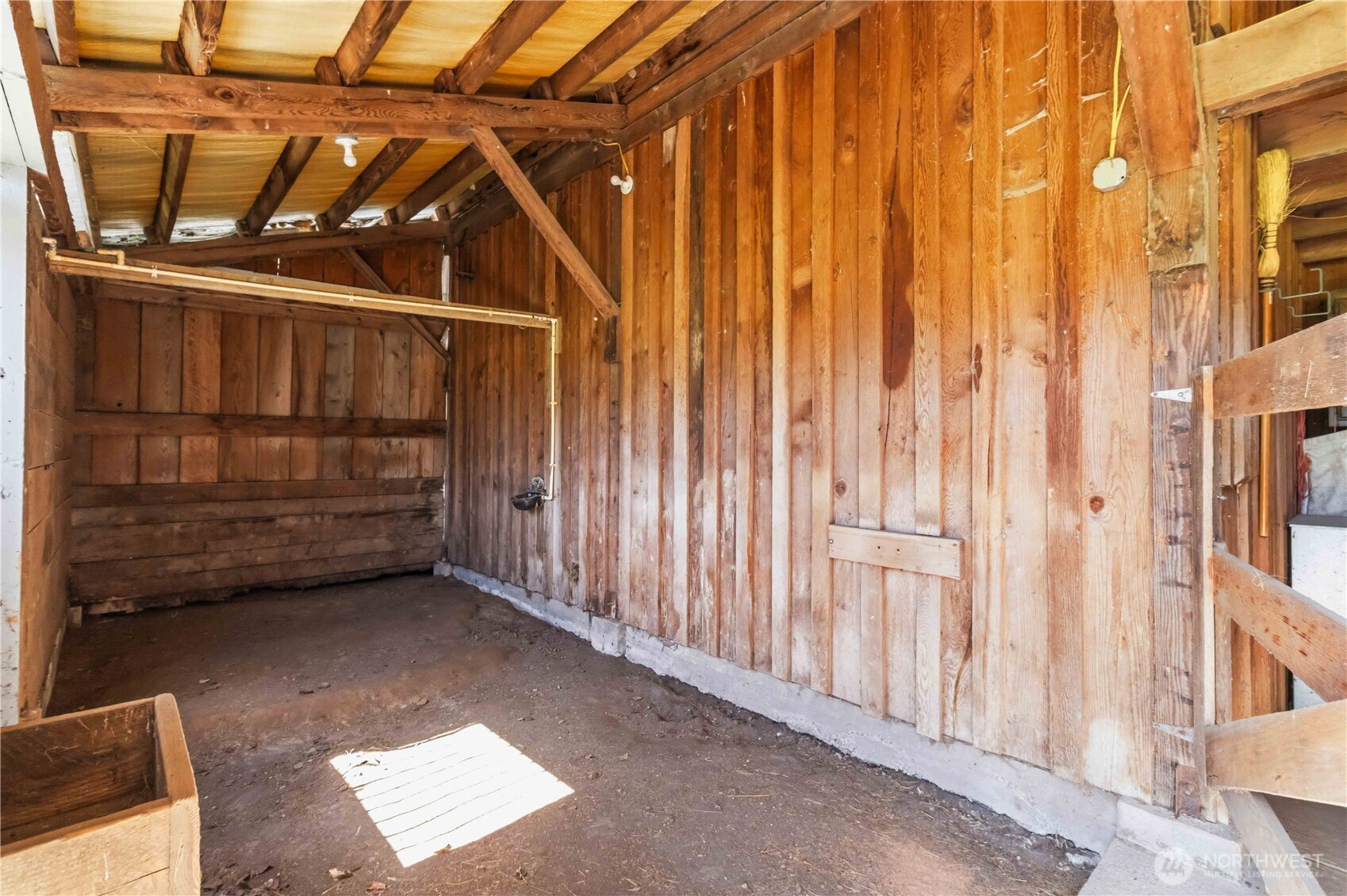 359 Frank Smith Road , Toutle, WA 98649