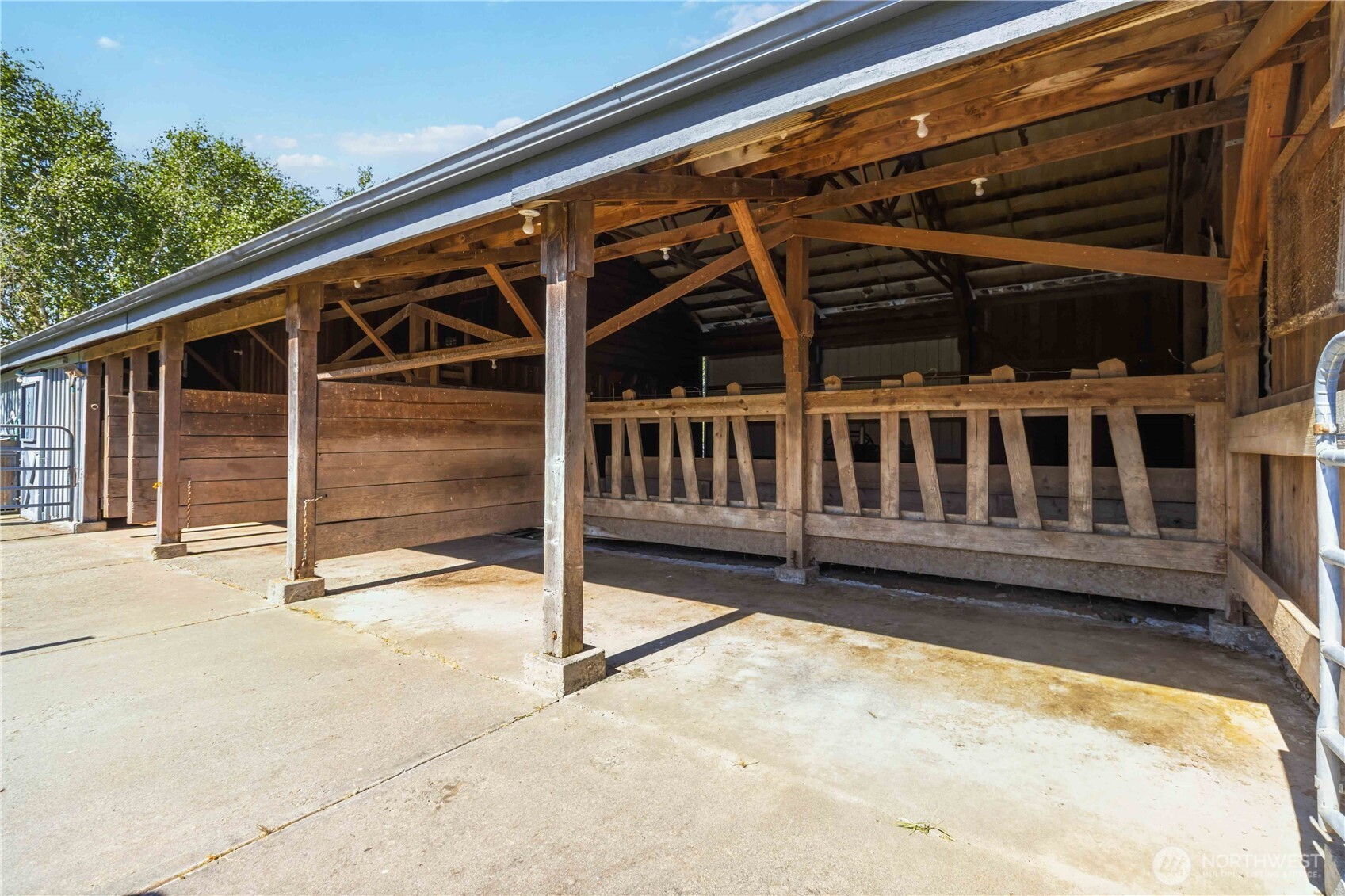359 Frank Smith Road , Toutle, WA 98649