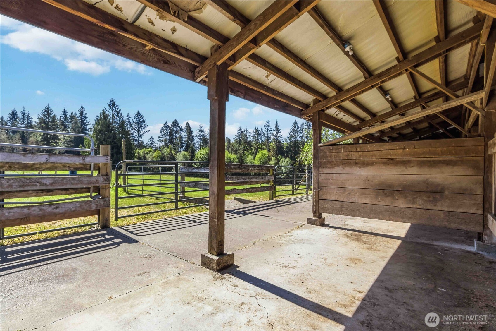 359 Frank Smith Road , Toutle, WA 98649