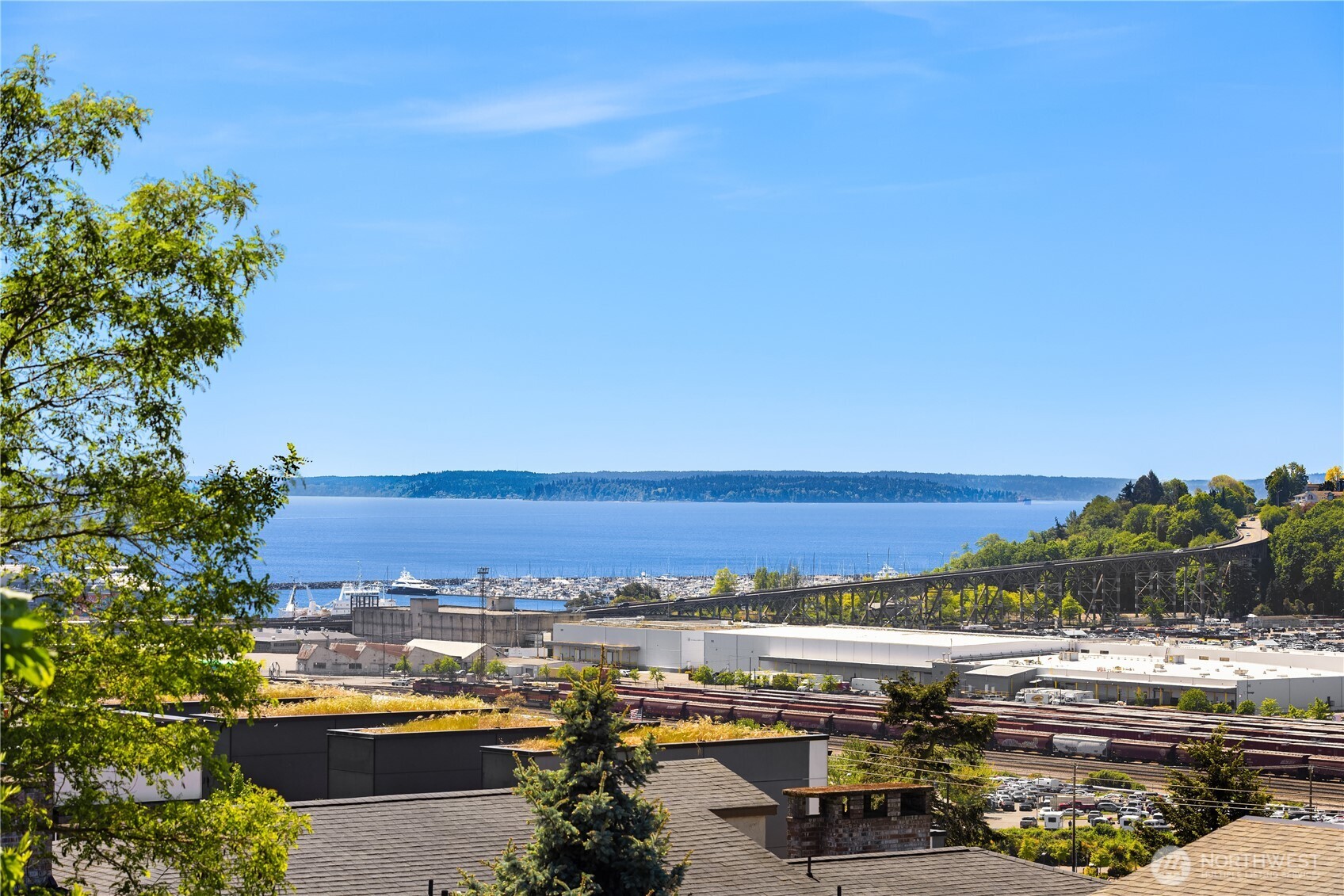 2601 13th Avenue W, Seattle, WA 98119
