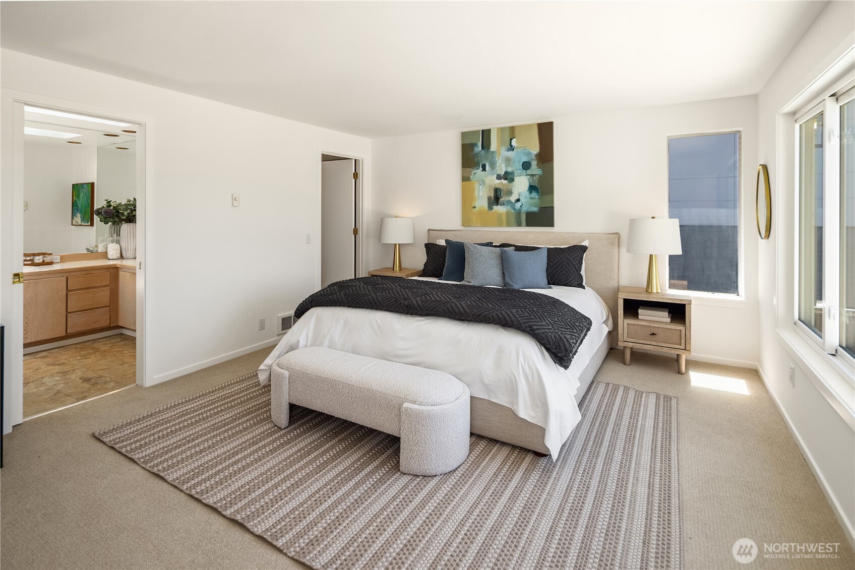 2601 13th Avenue W, Seattle, WA 98119